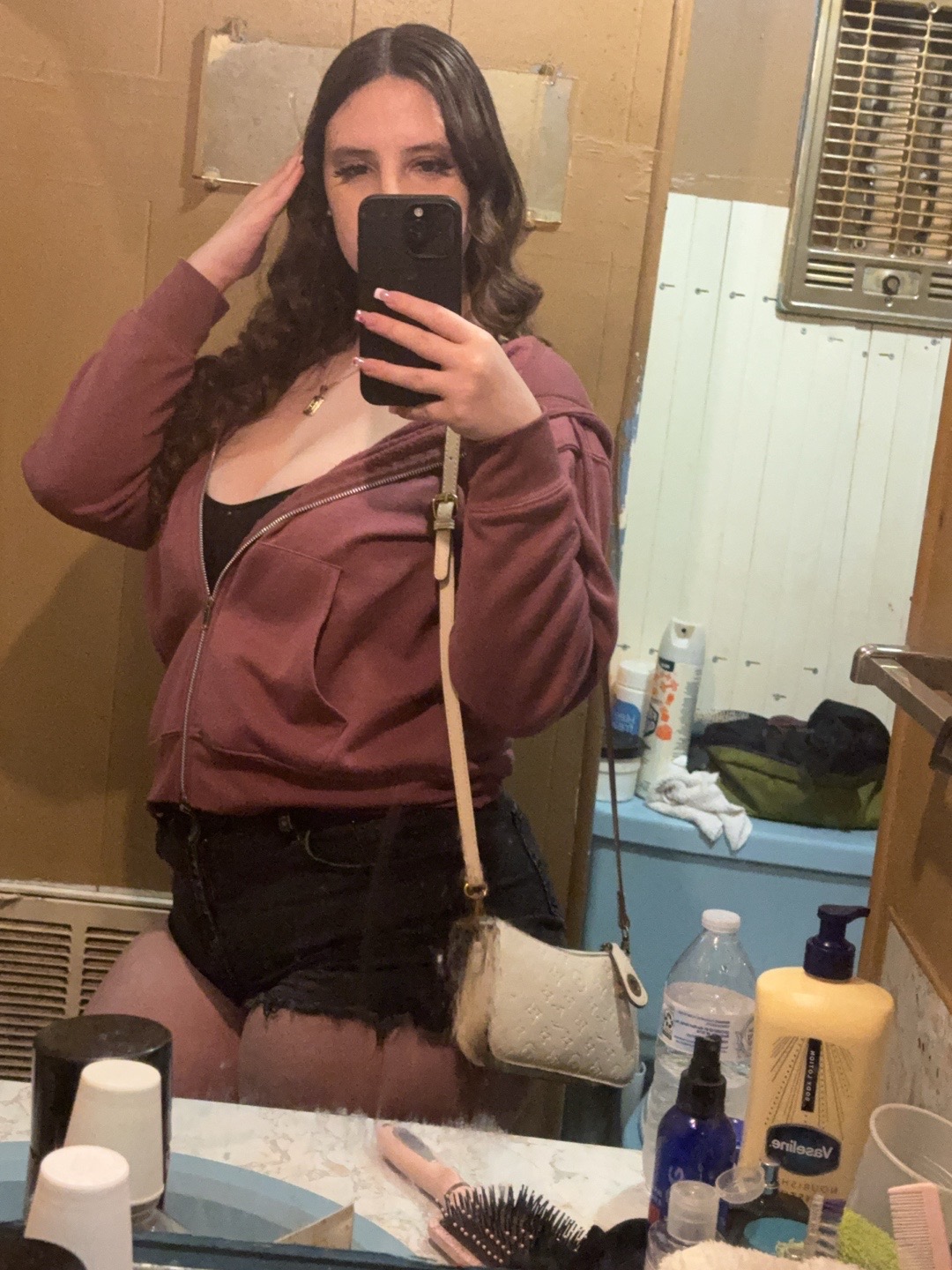 @Heluv_brii