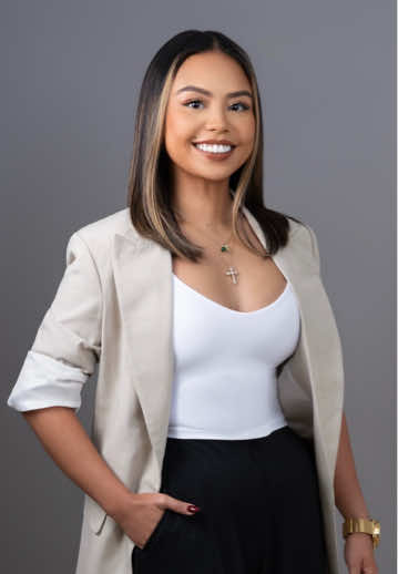 @Kristen Cabang 🎰🌴 REALTOR&reg;