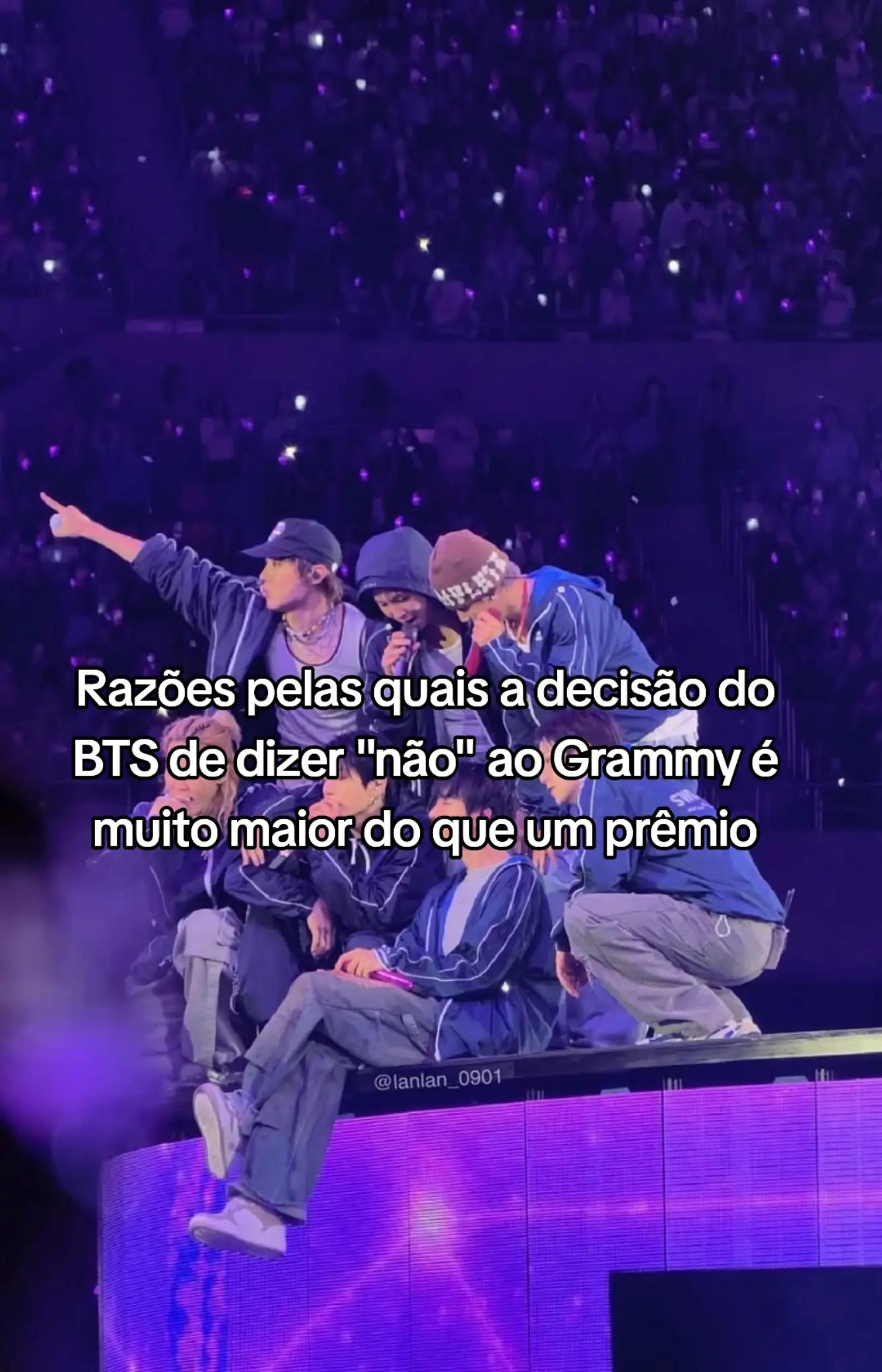 @Lollaarmy 🐰💜