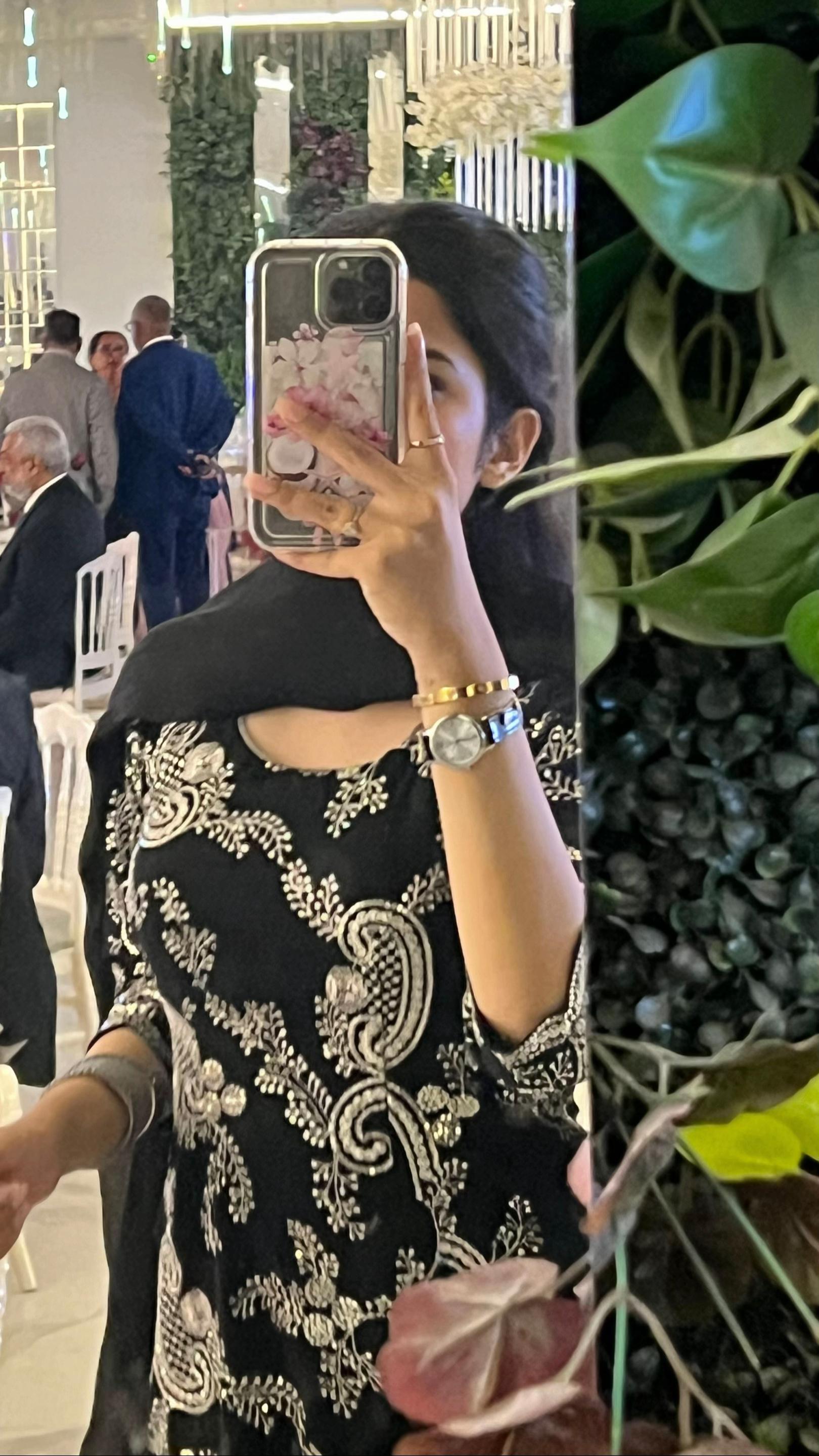 @Kaur✨