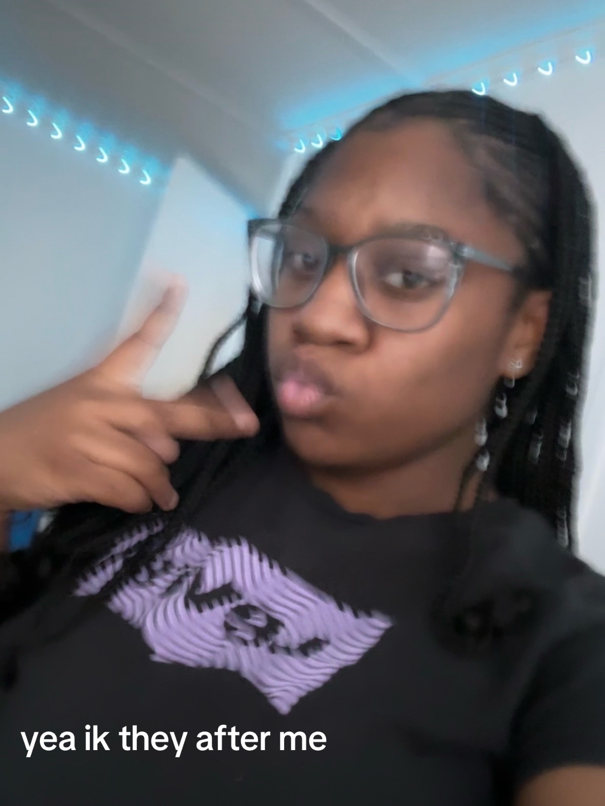 @👸🏾