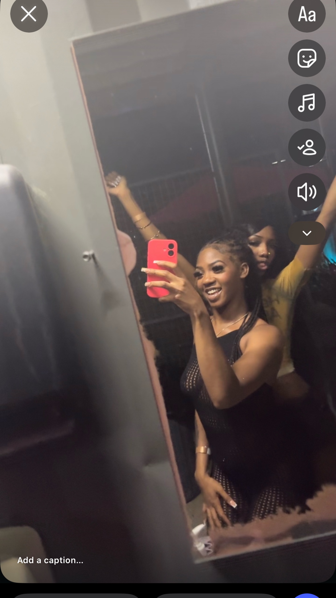 @Akaylaaa