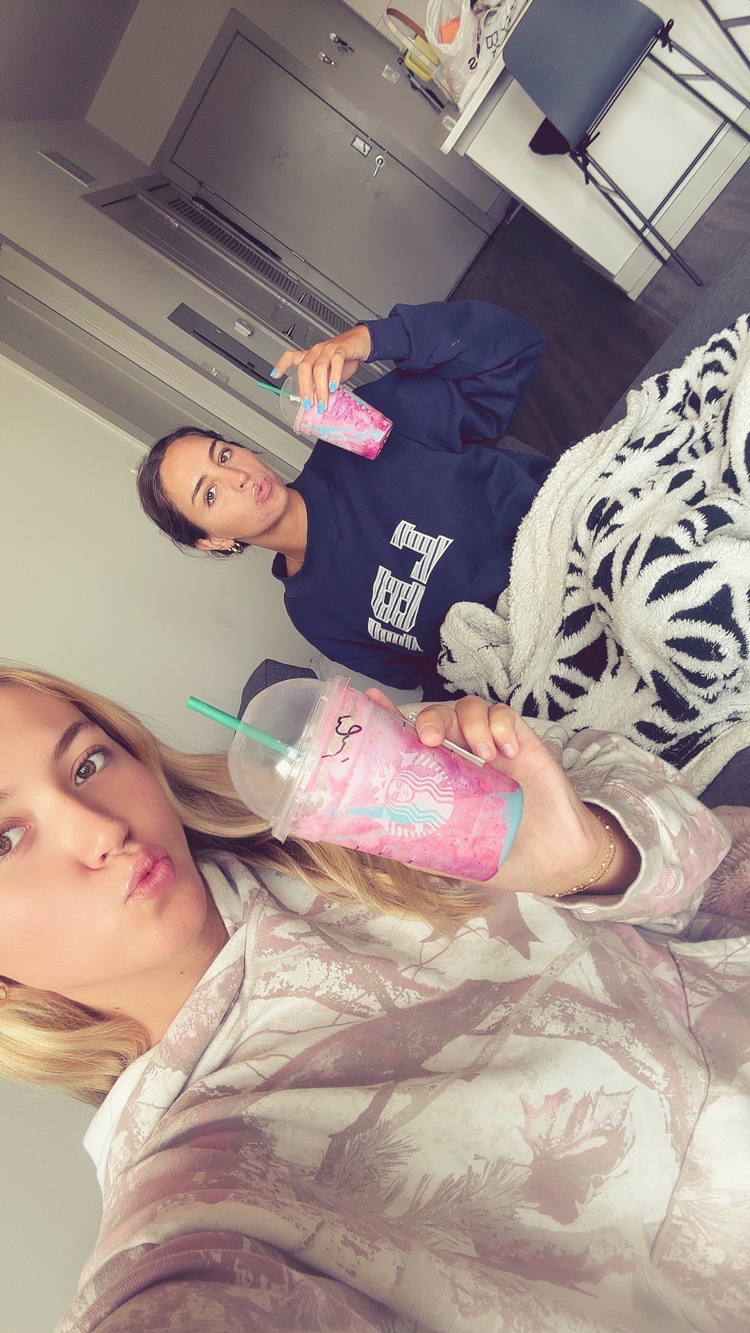 @..kyliefranco