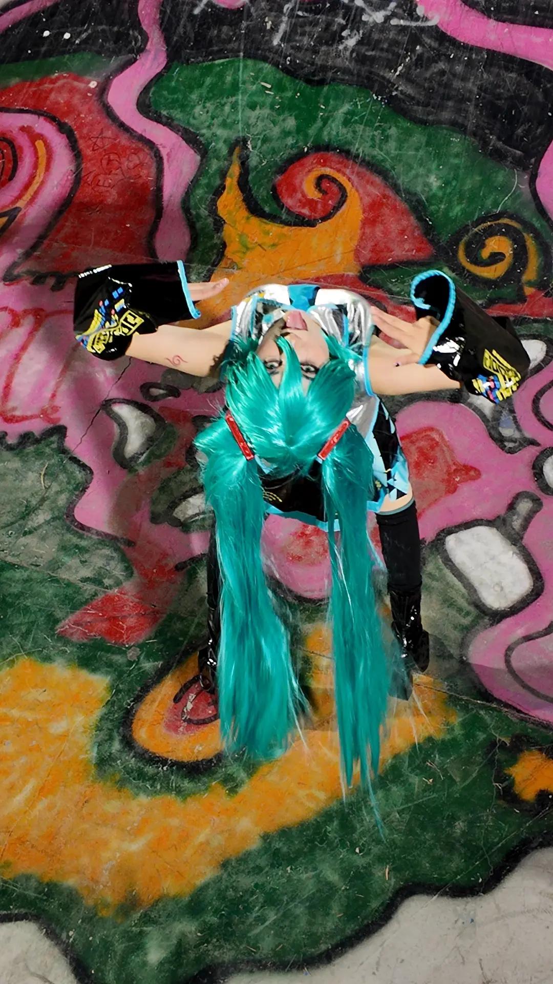 @Yessi_Cosplay