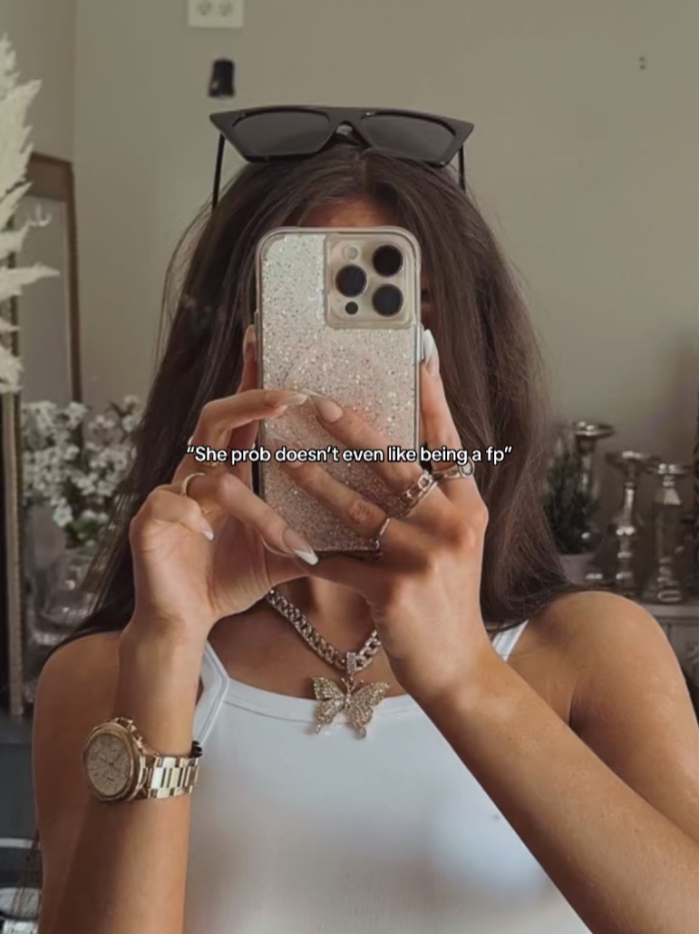 @Liz&ensp;1.4K!!
