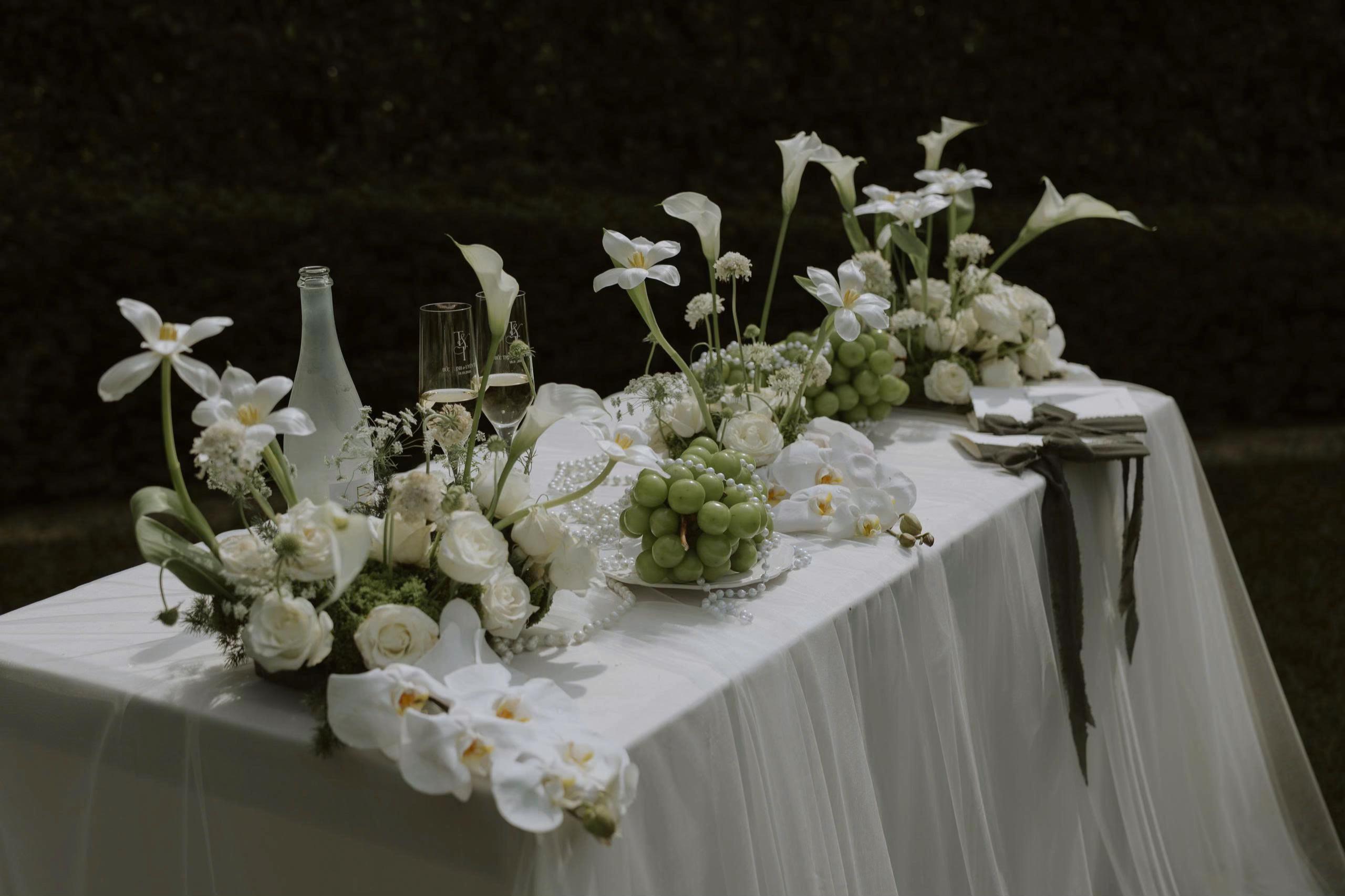 @LILIE & M | Modern Floral