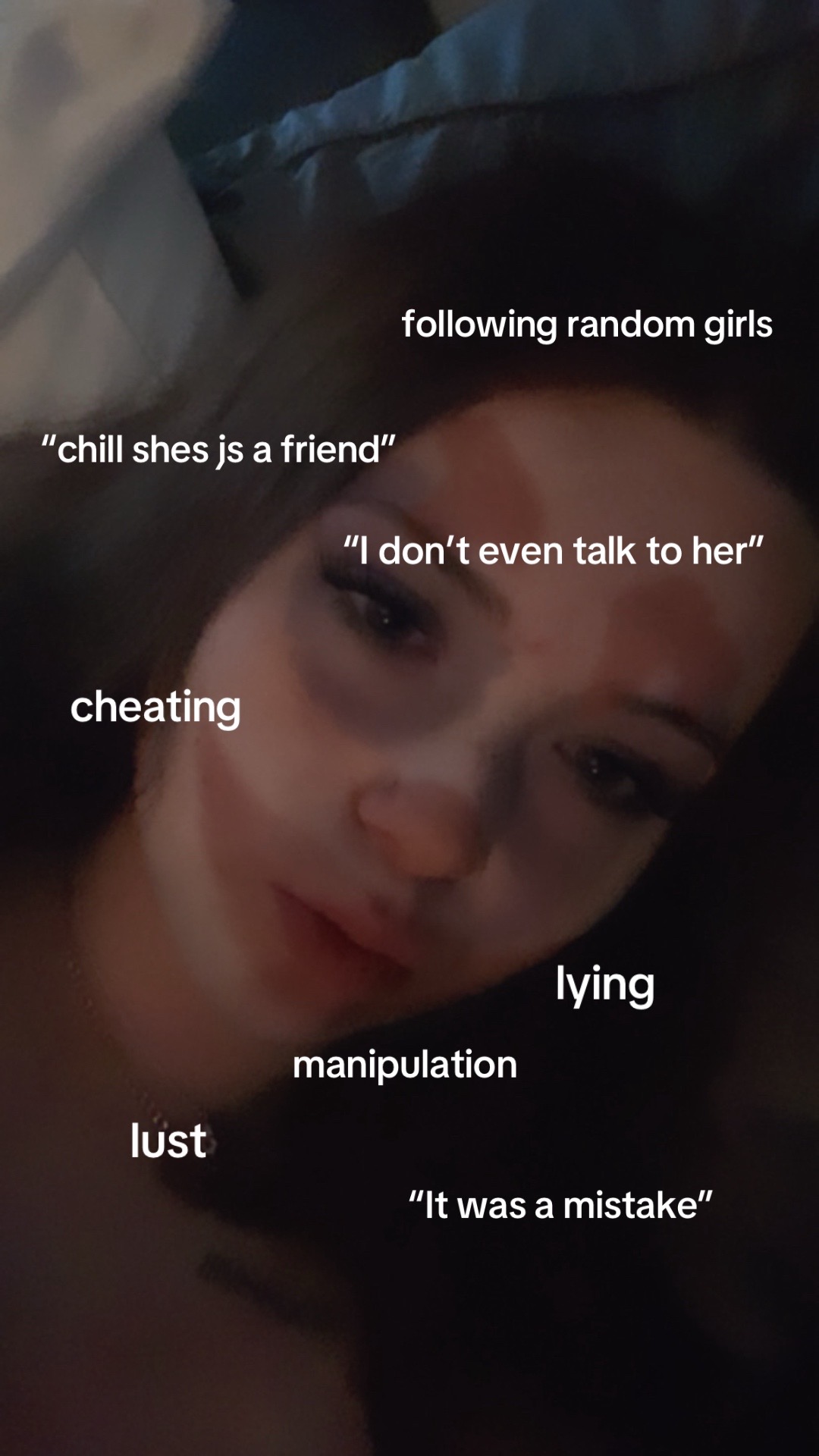 @⃟