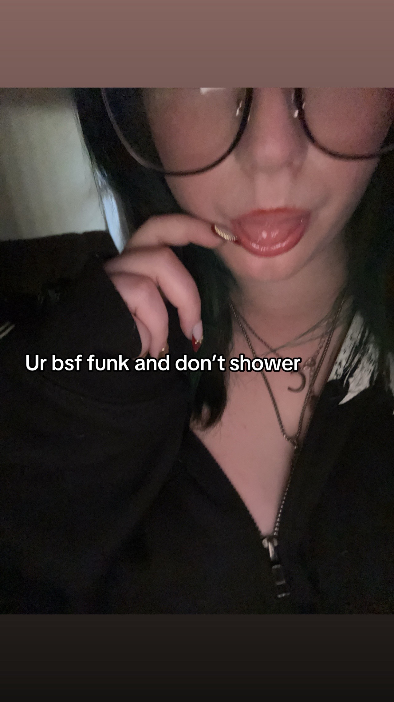 @Mꨄ︎