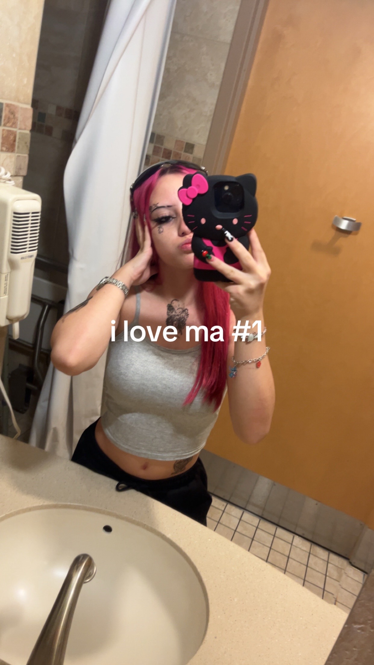 @_brie_coleman_