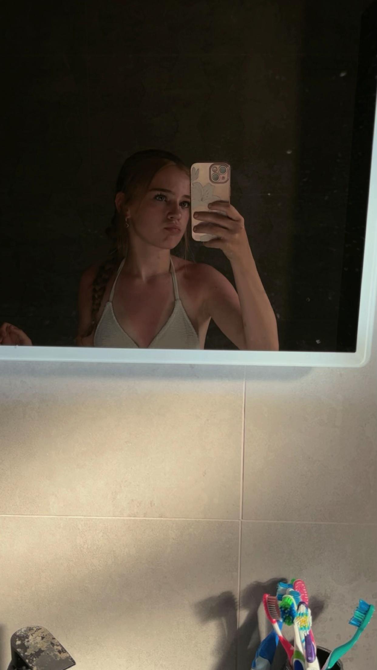 @elorasspam2