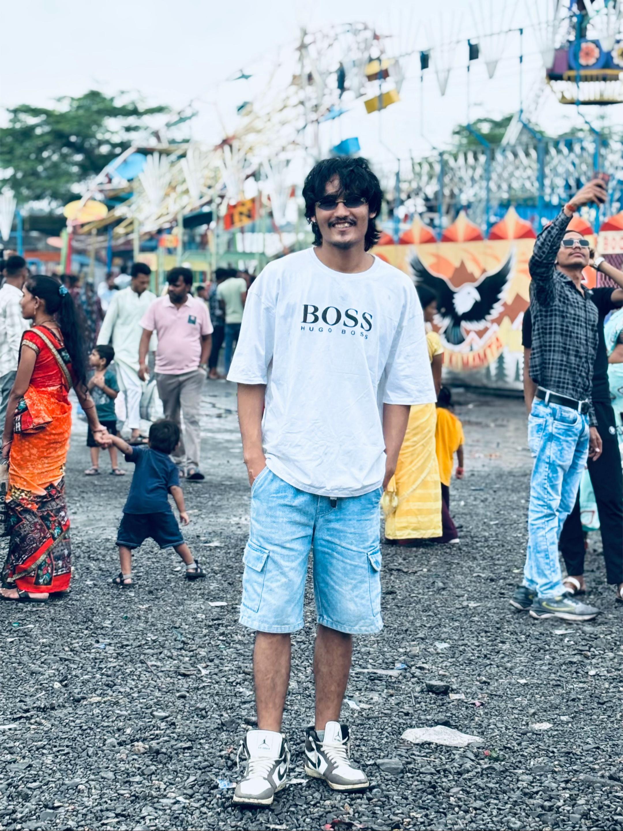 @️RoHiT 🧿💗