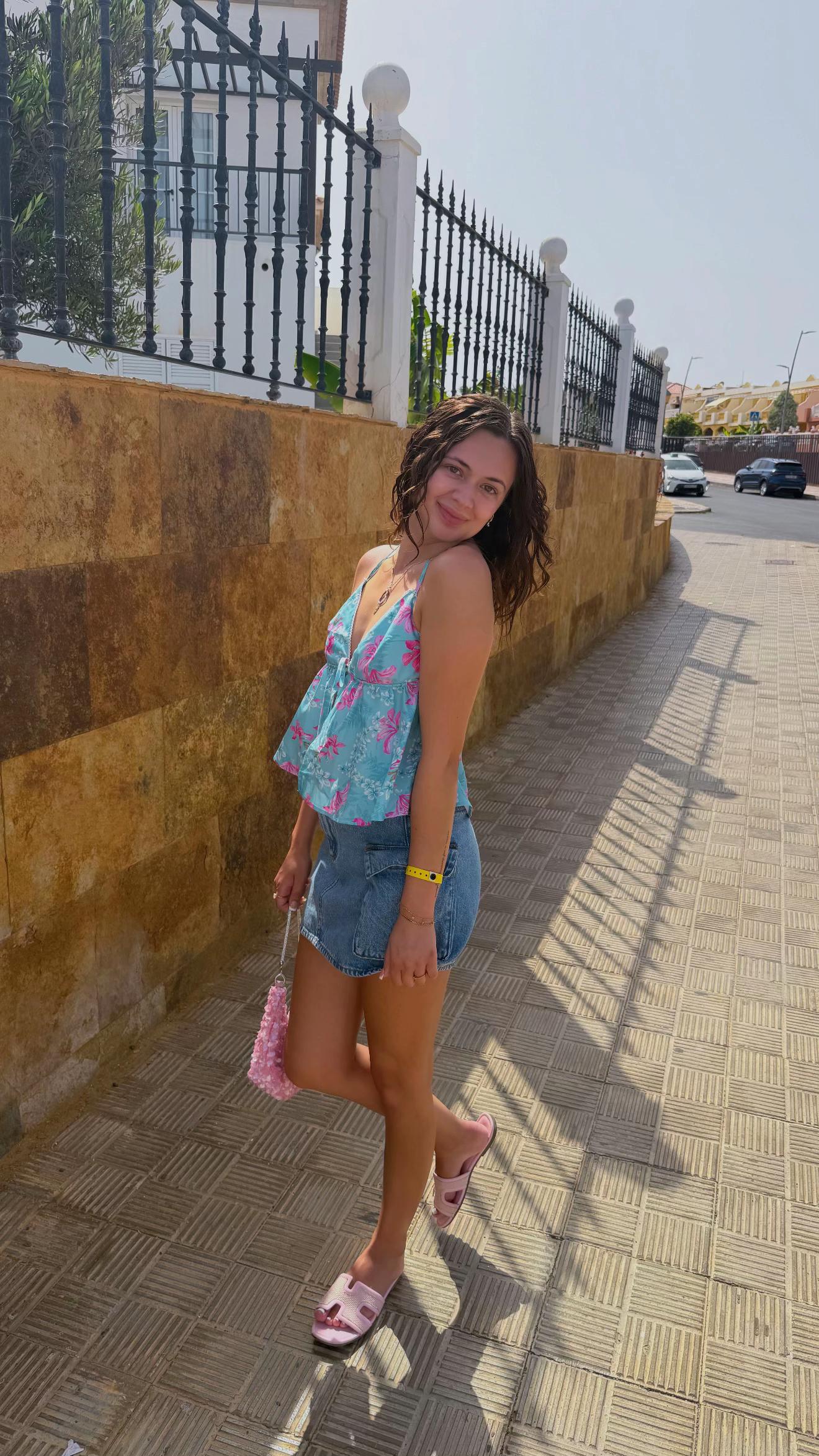 @lucy belle ๐๐๐ง