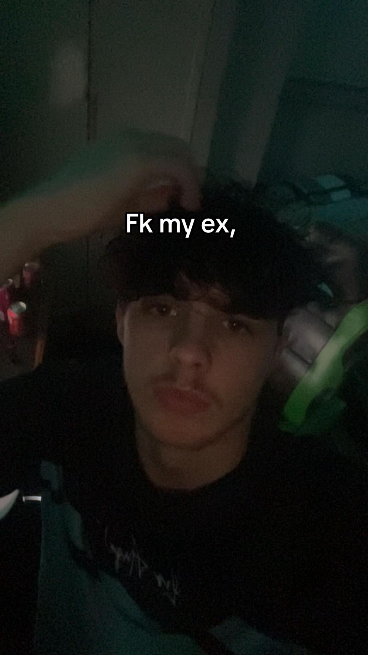 @dkuaz_