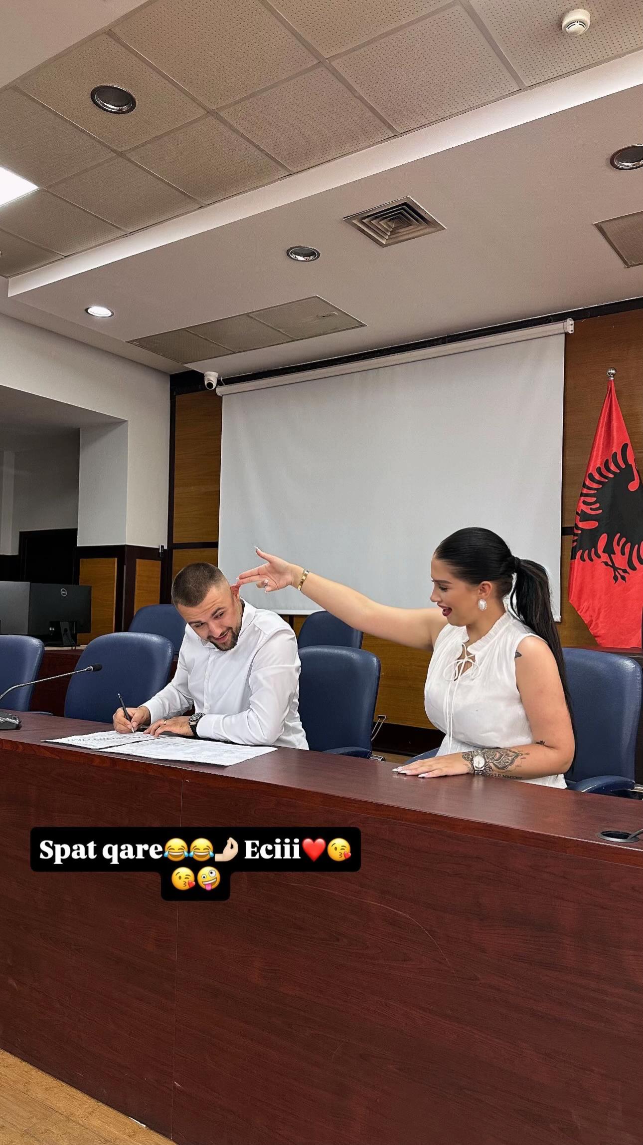 @L&Oacute;RI
