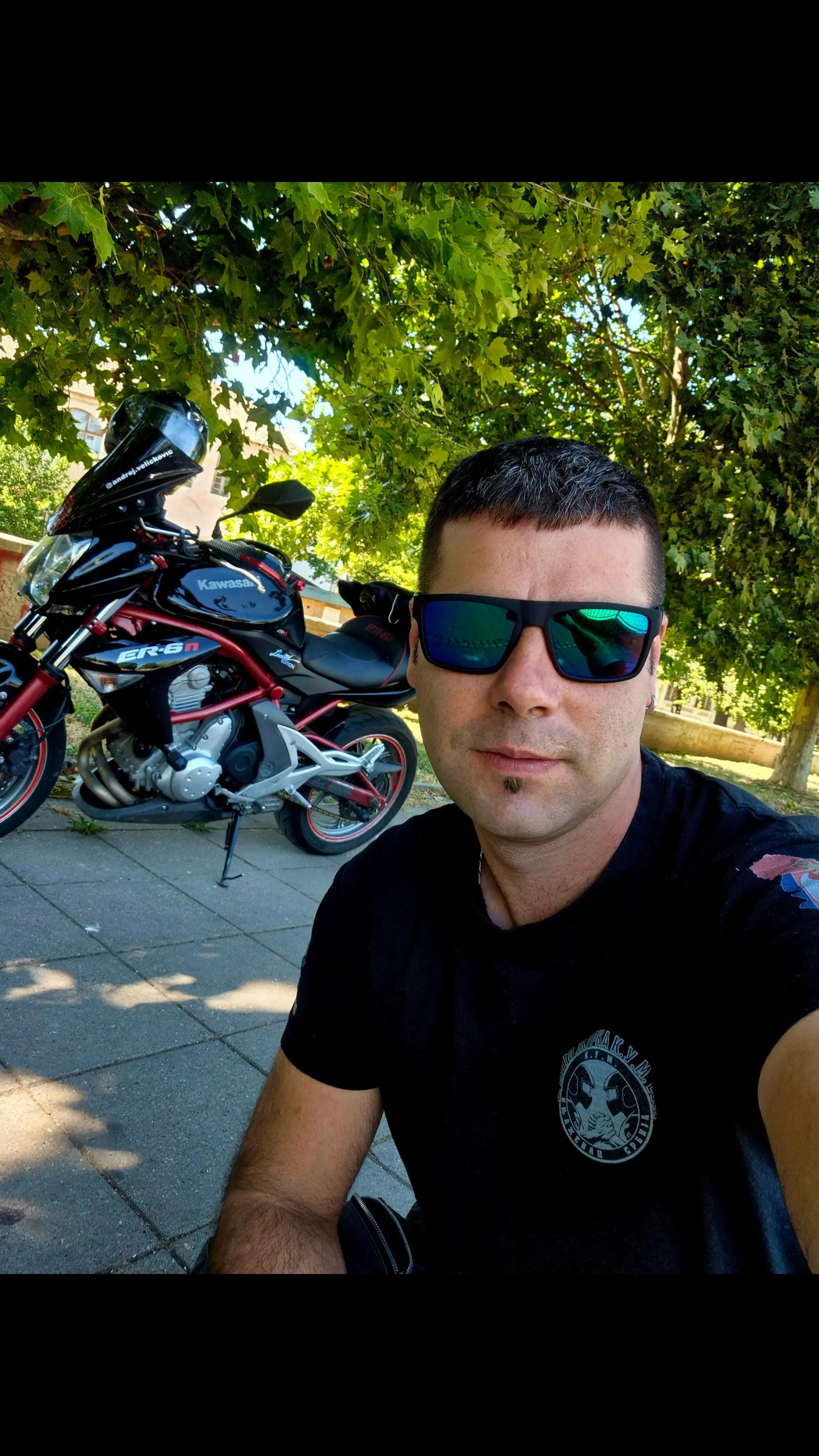 @Andrej Velickovic549