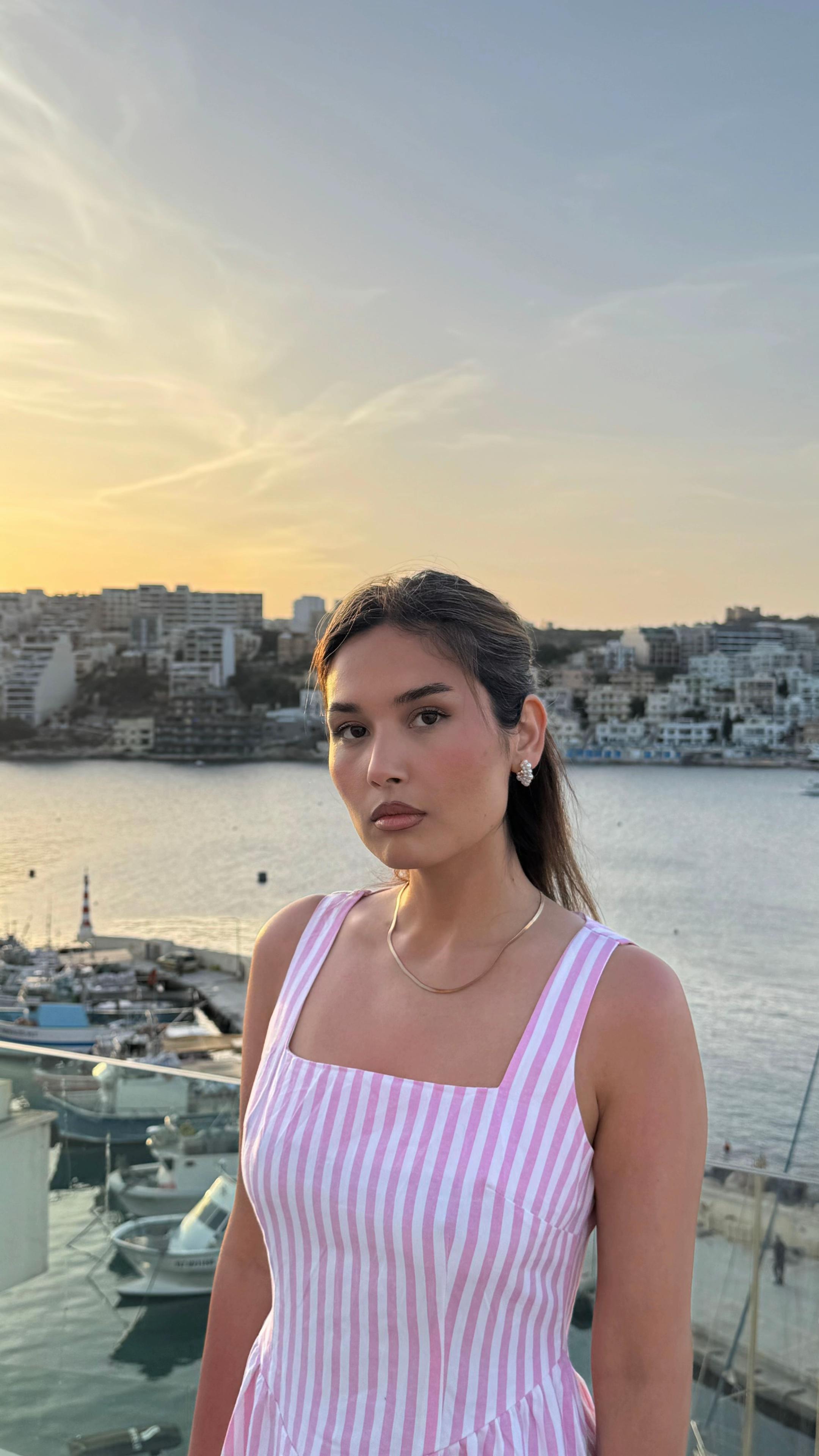 @Navakazemi