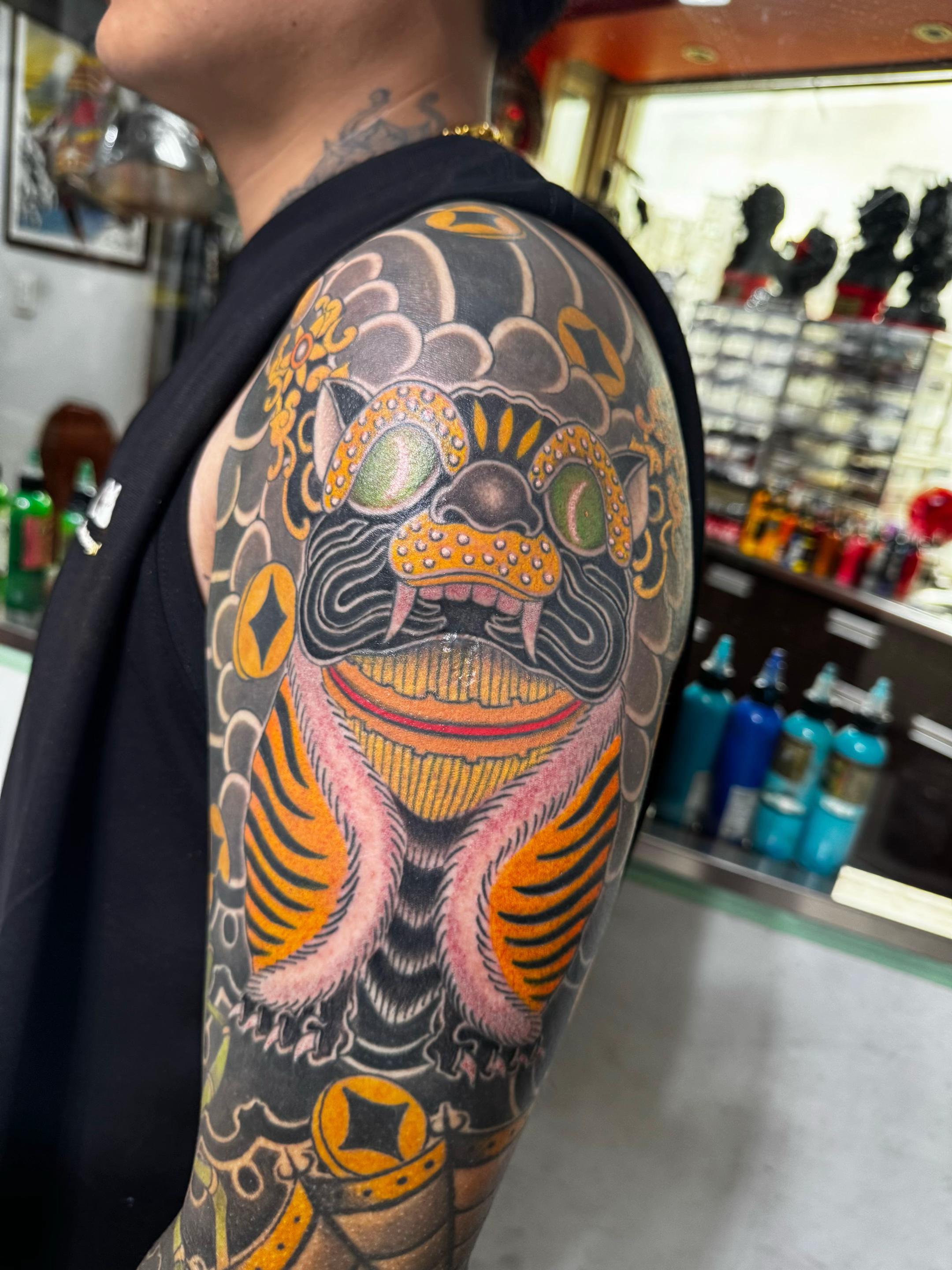 @彫富刺青-彫育