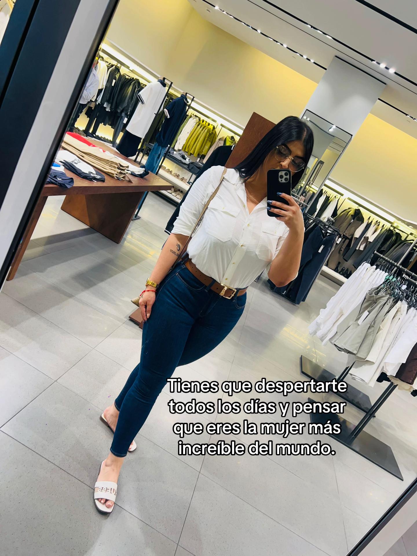 @Carito 🖤