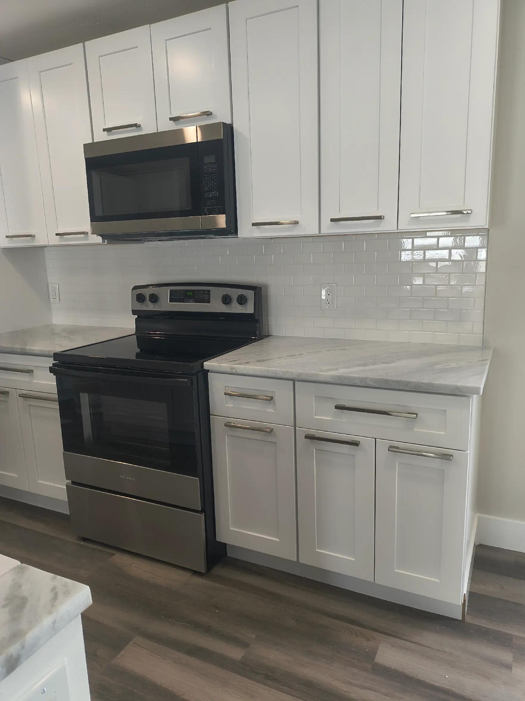 @Starling's Tile  &More LLC