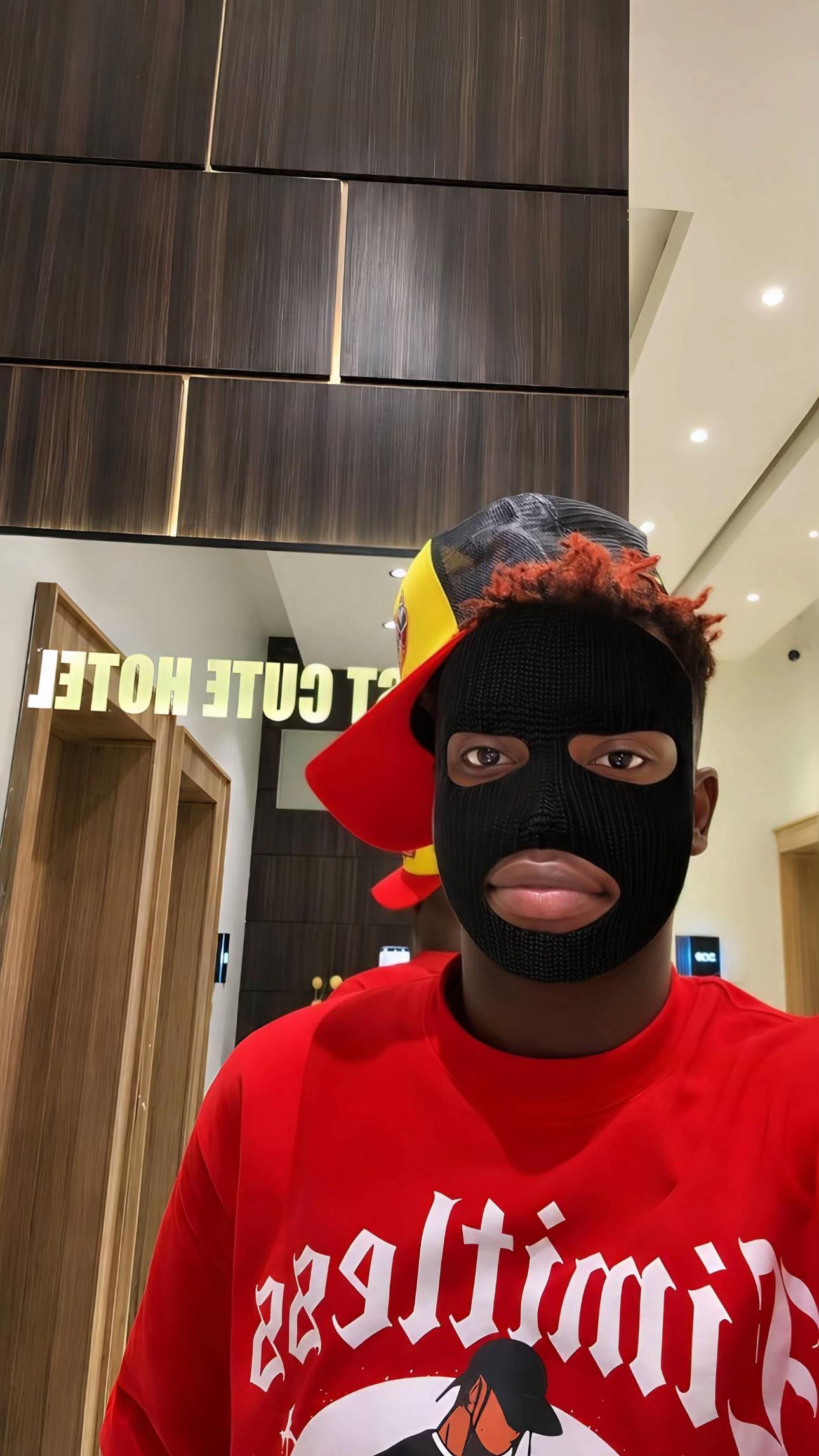 @๐๐พ๐ท๐ช ๐๐ฟ๐ต ๐