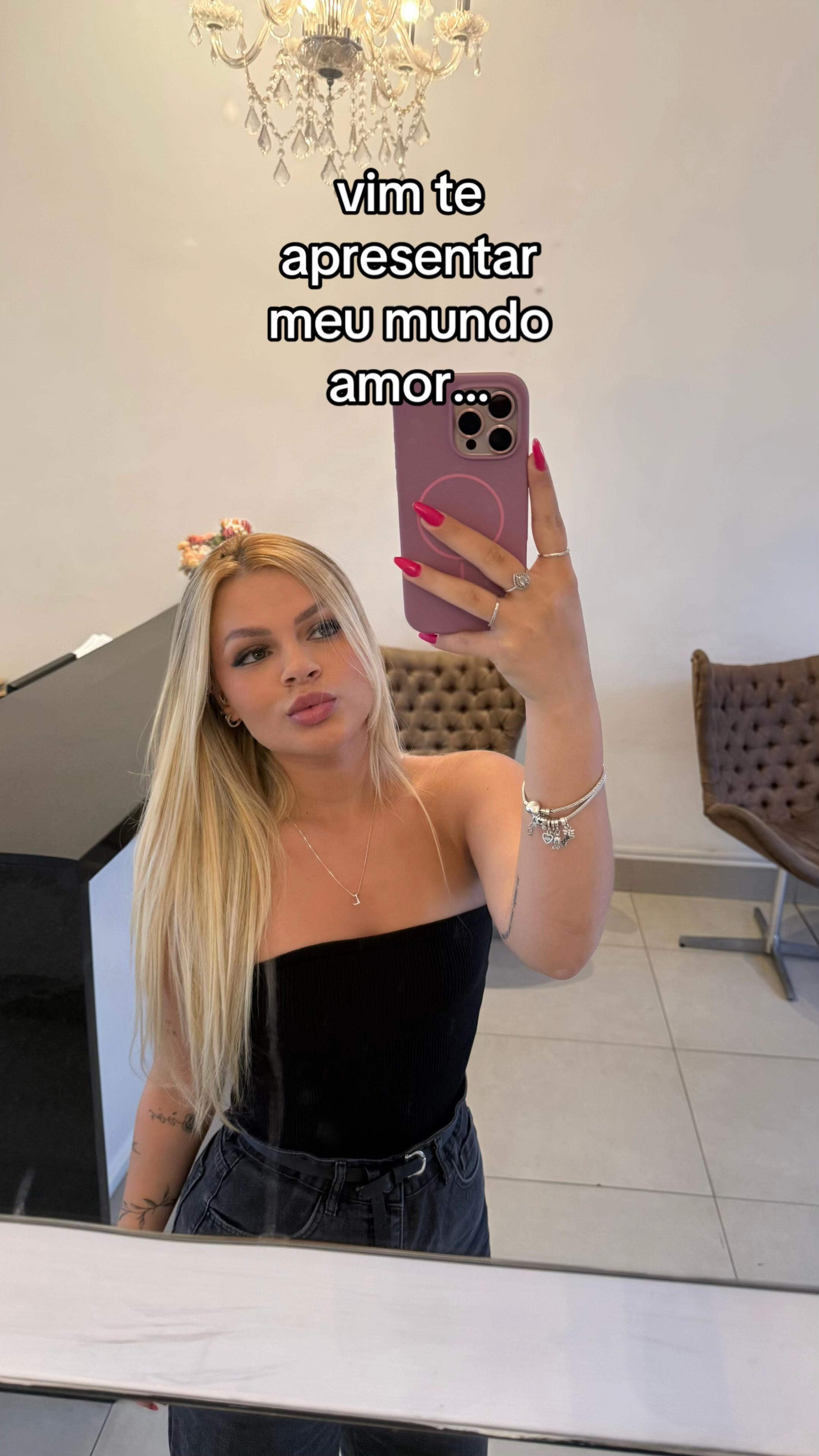@lav&iacute;nia