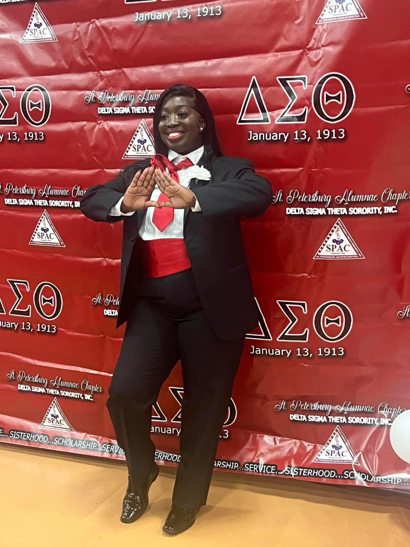 @Derrica 🔺🐘