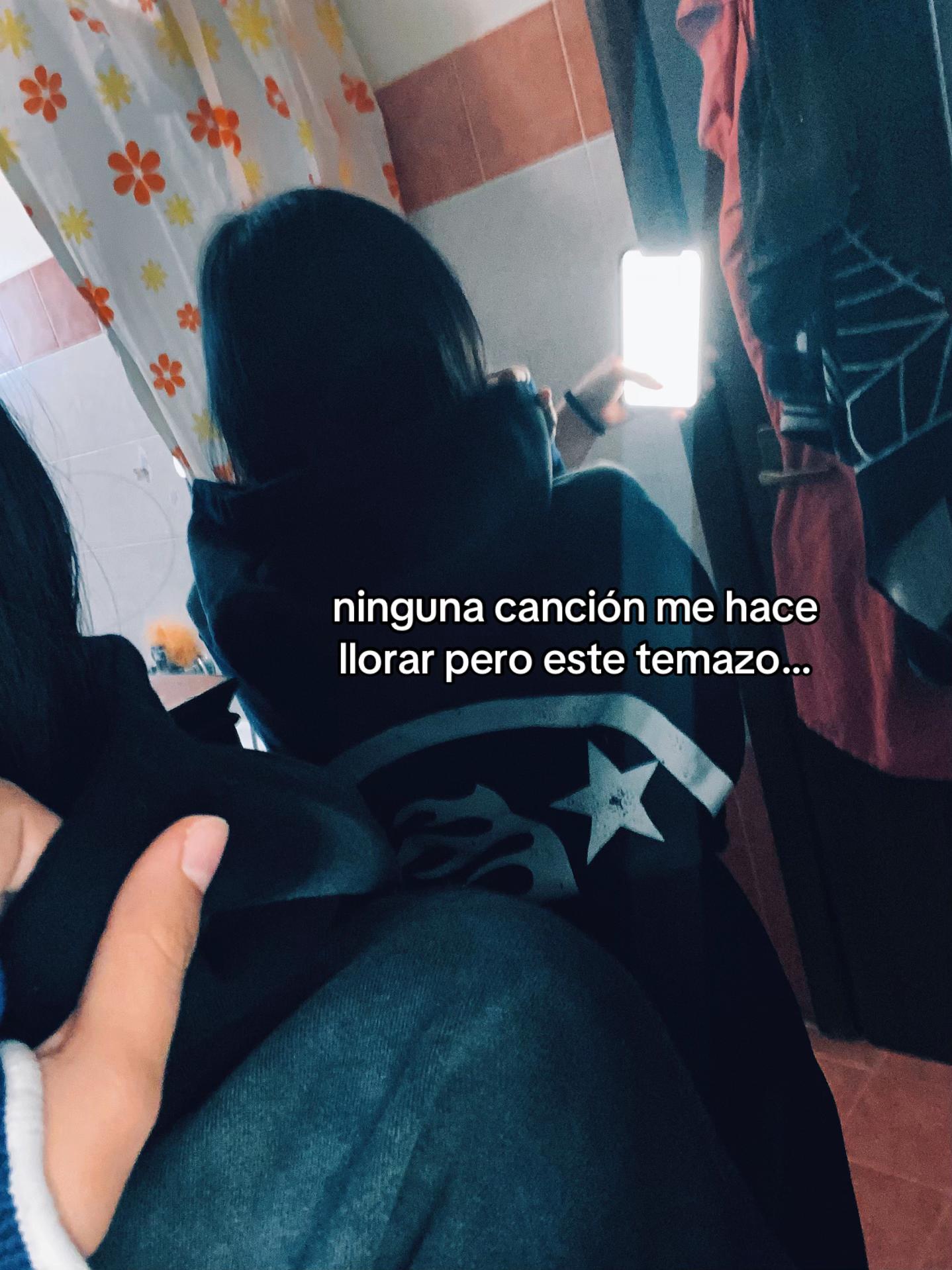 @𝐄𝐦𝐚𝐧𝐮𝐞𝐥𝐚💋