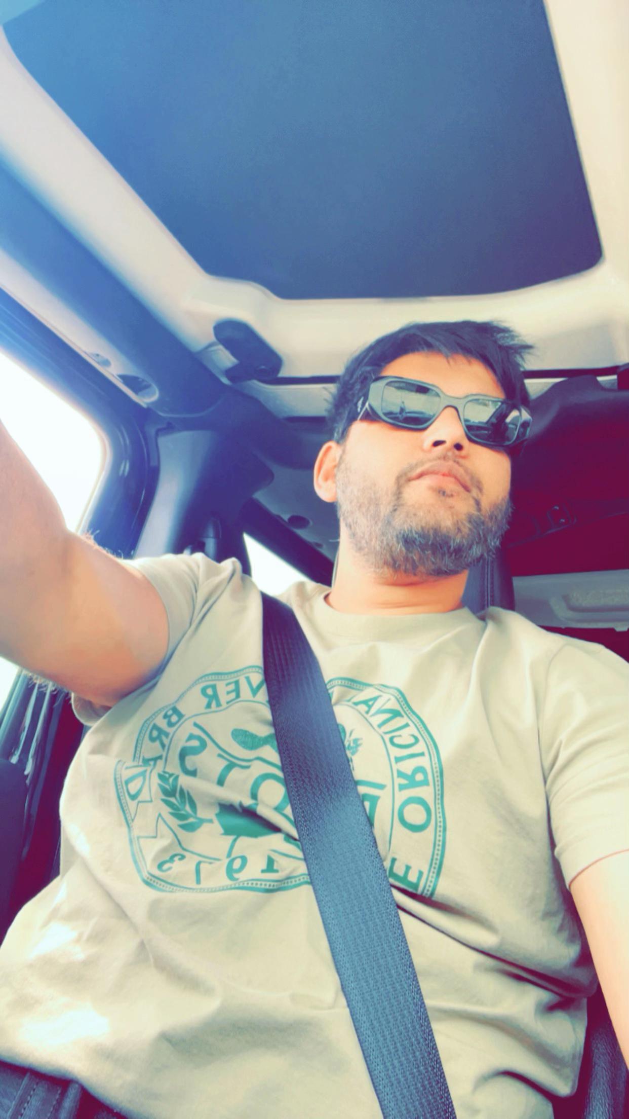 @LAHORIA47