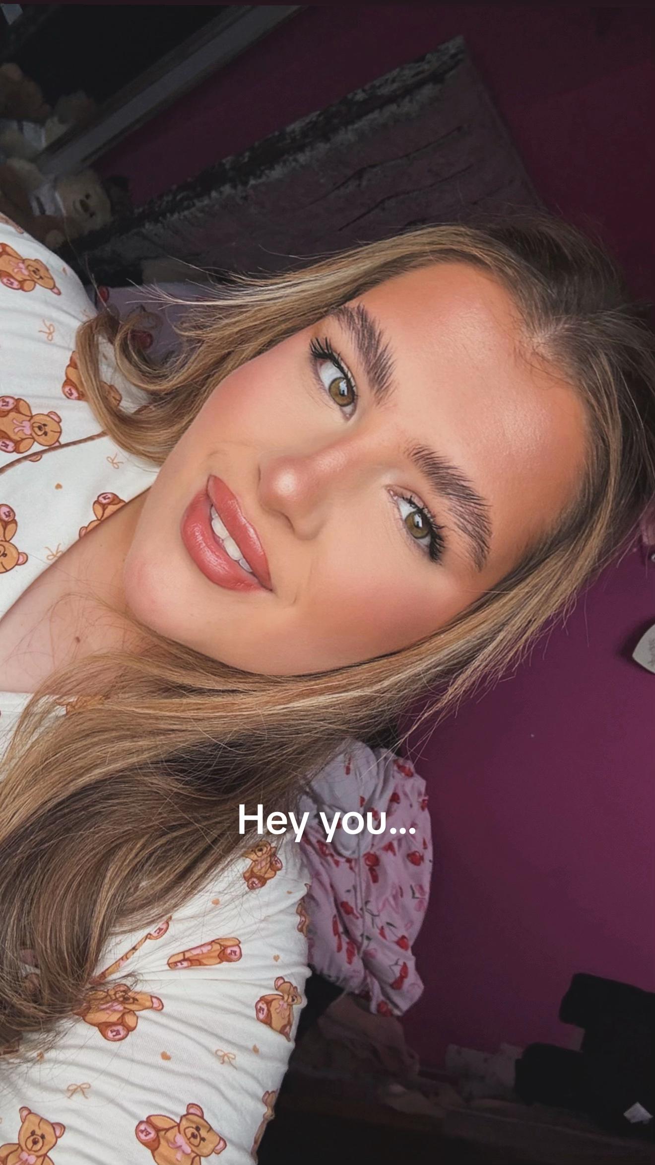 @AL💕🪩🎀