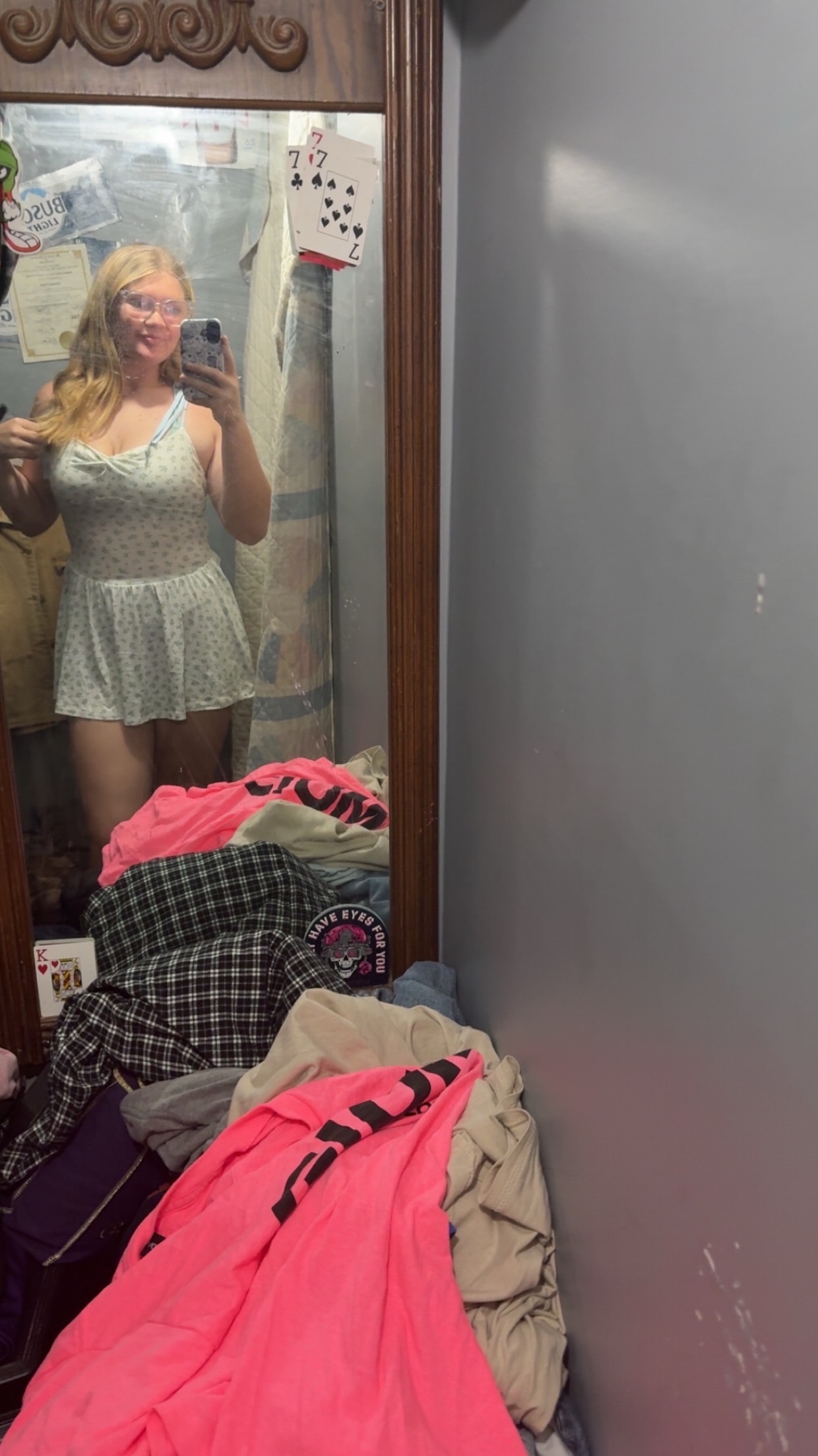 @carly_0906