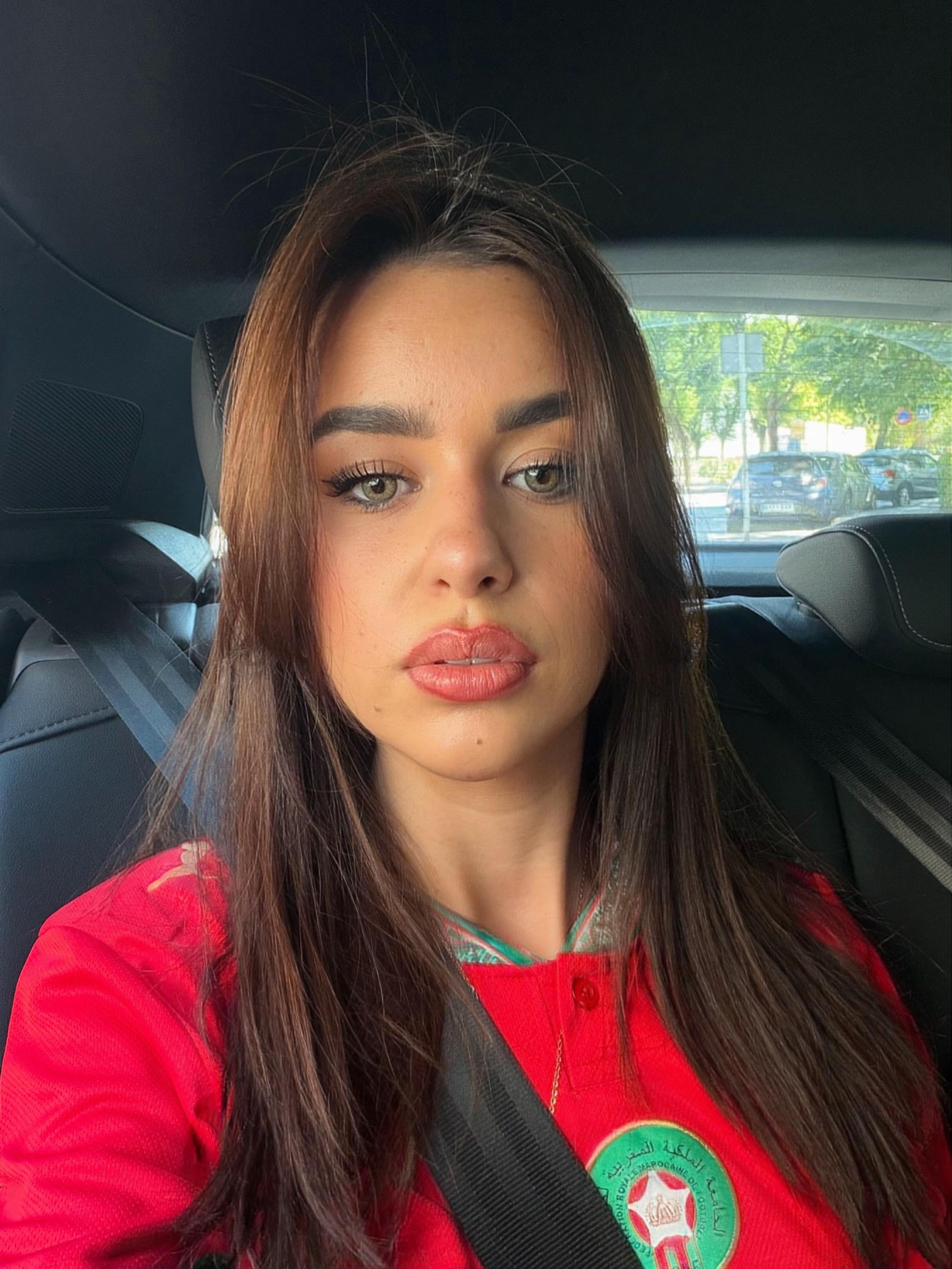 @lailaaek._