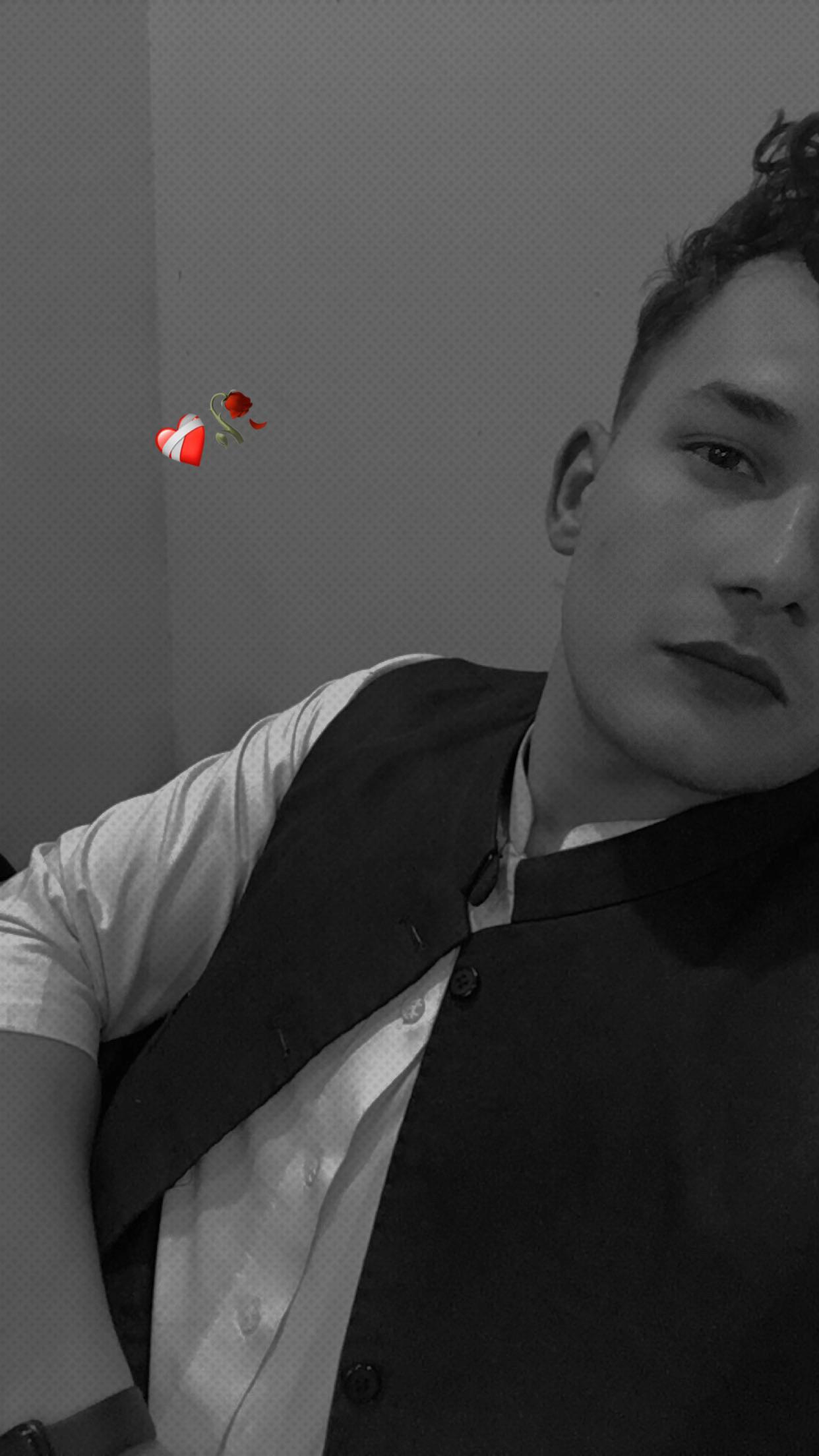@~🥀