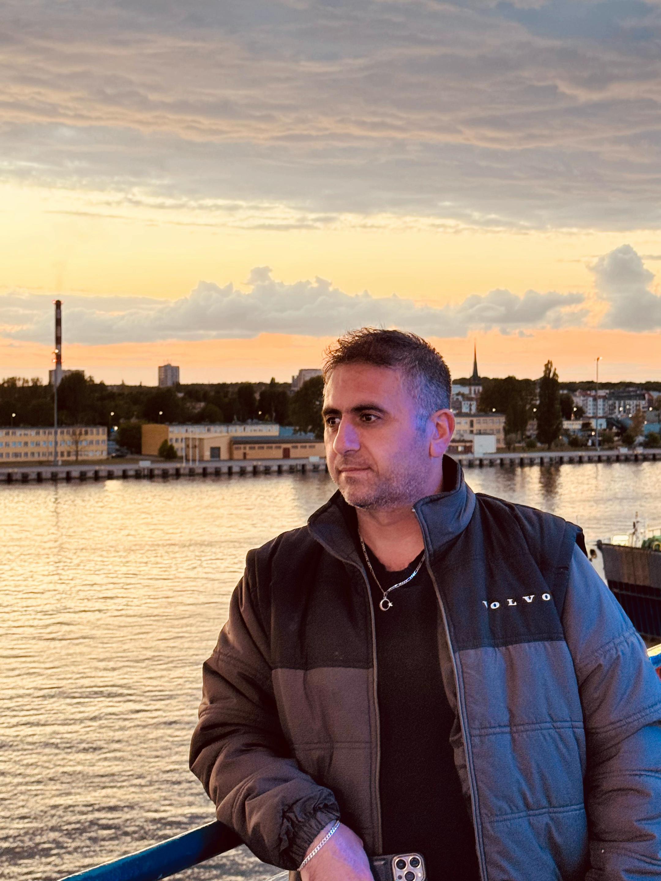 @Mücahit Salman
