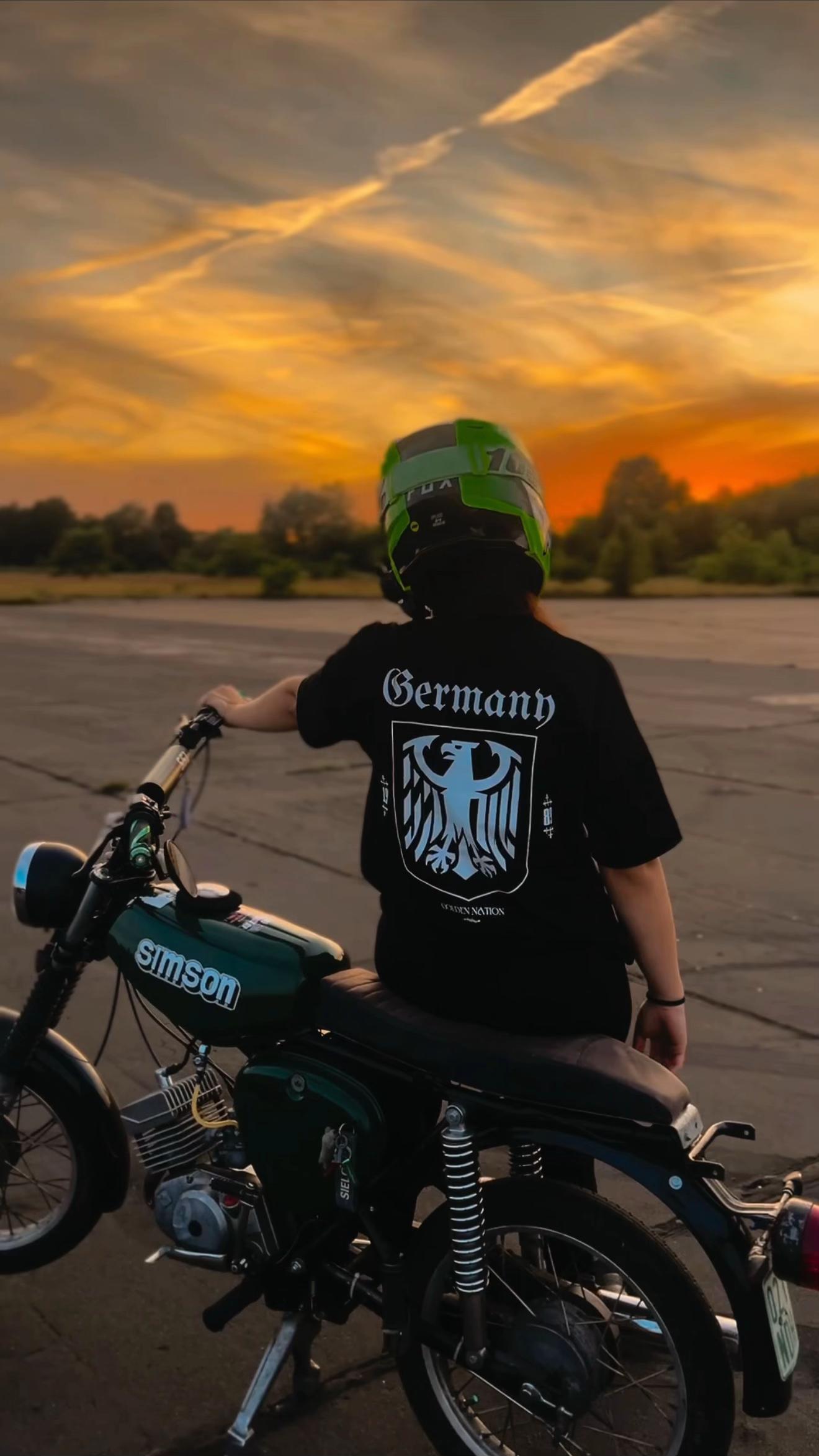 @GoldenNation Moto