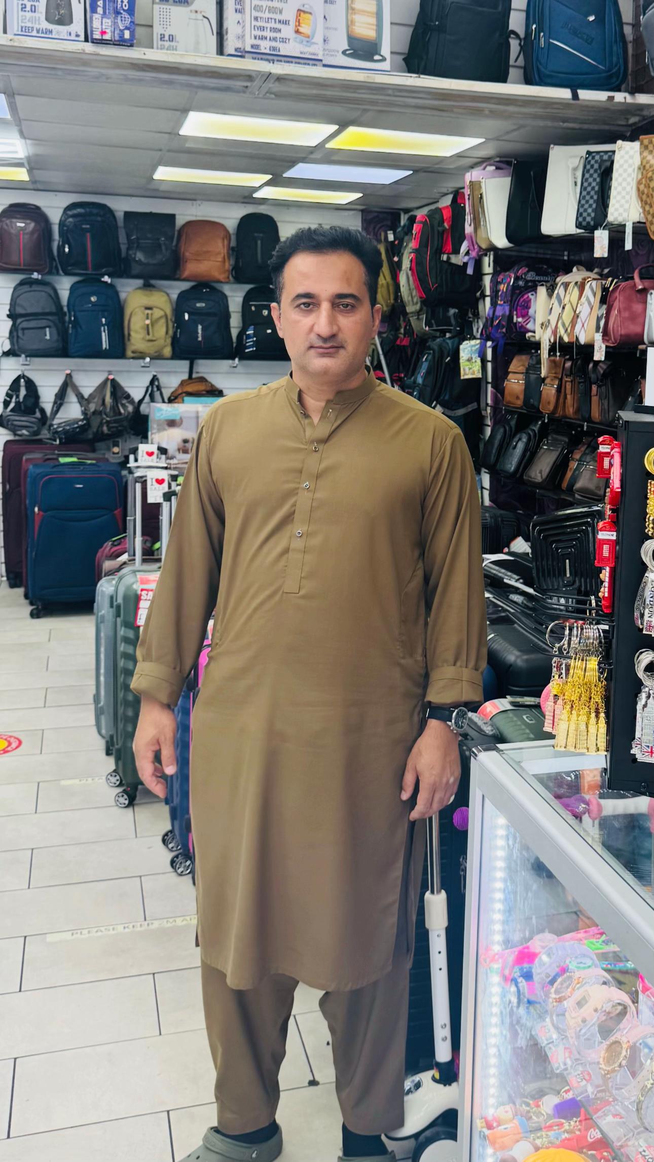 @i Khan