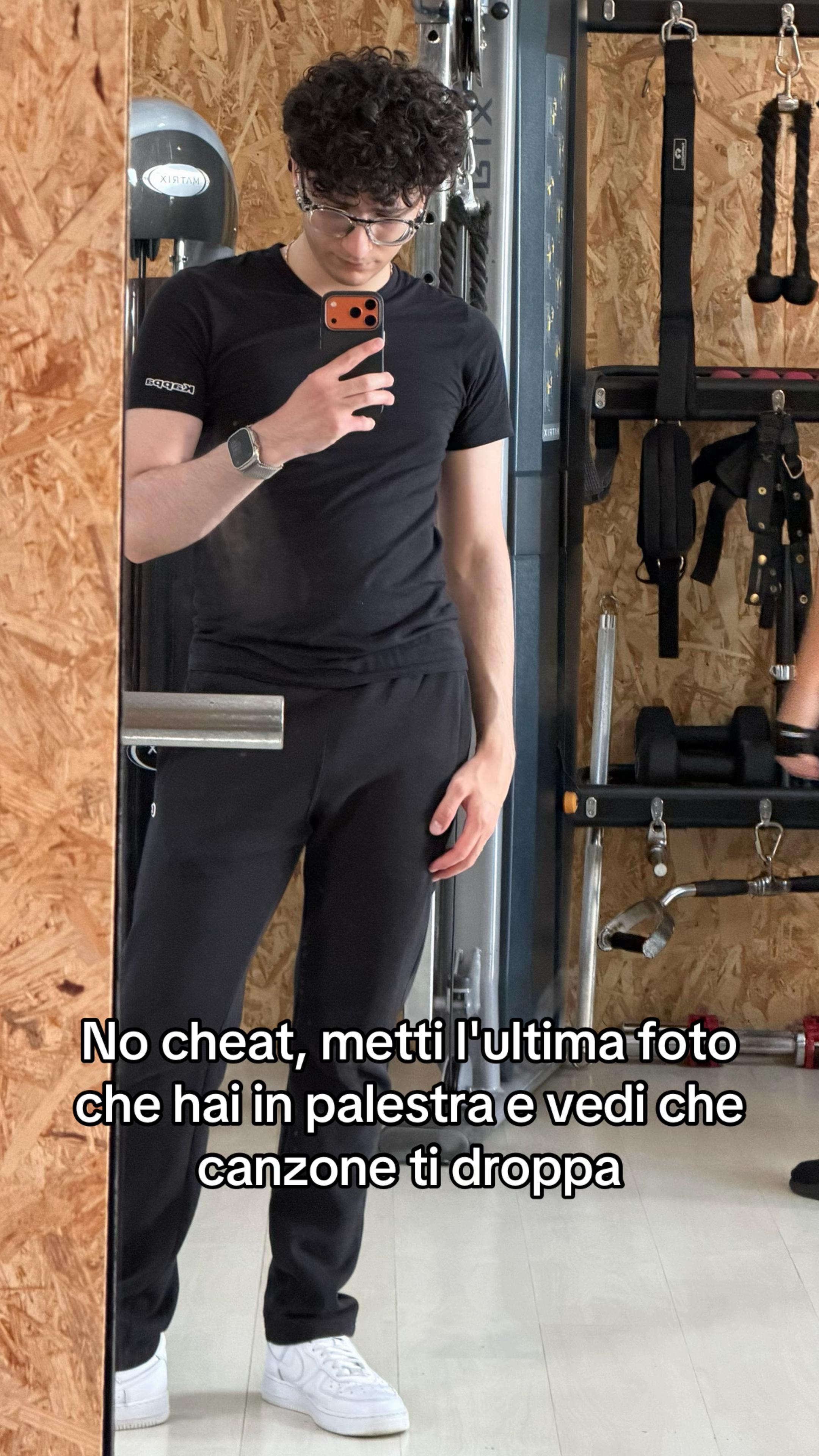 @curuzzeee