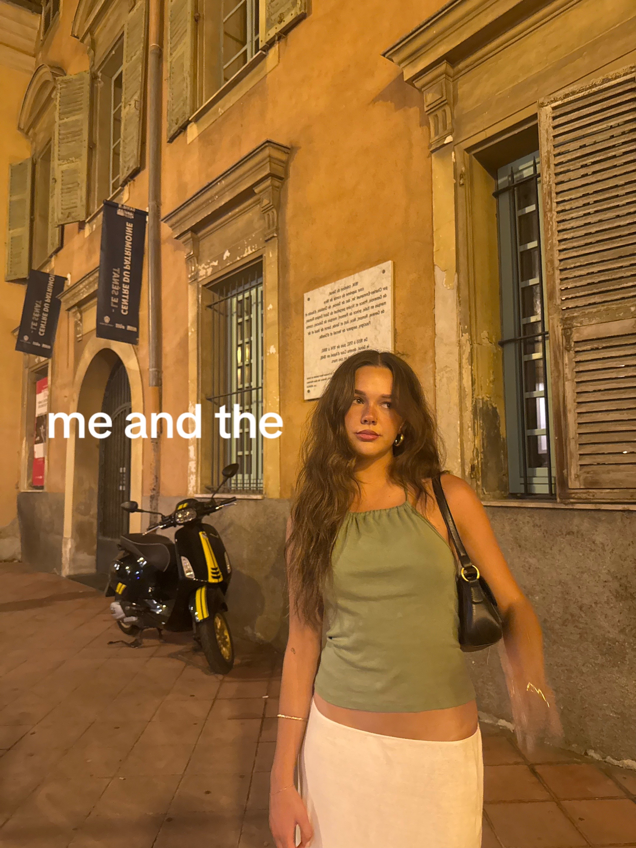 @pais