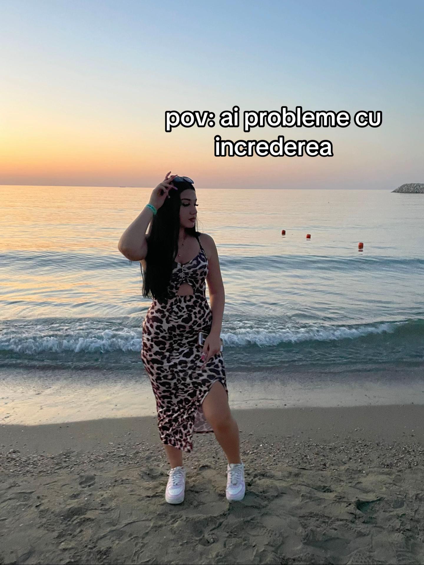 @𝓓𝓮𝓷𝓲𝓼𝓪🖤