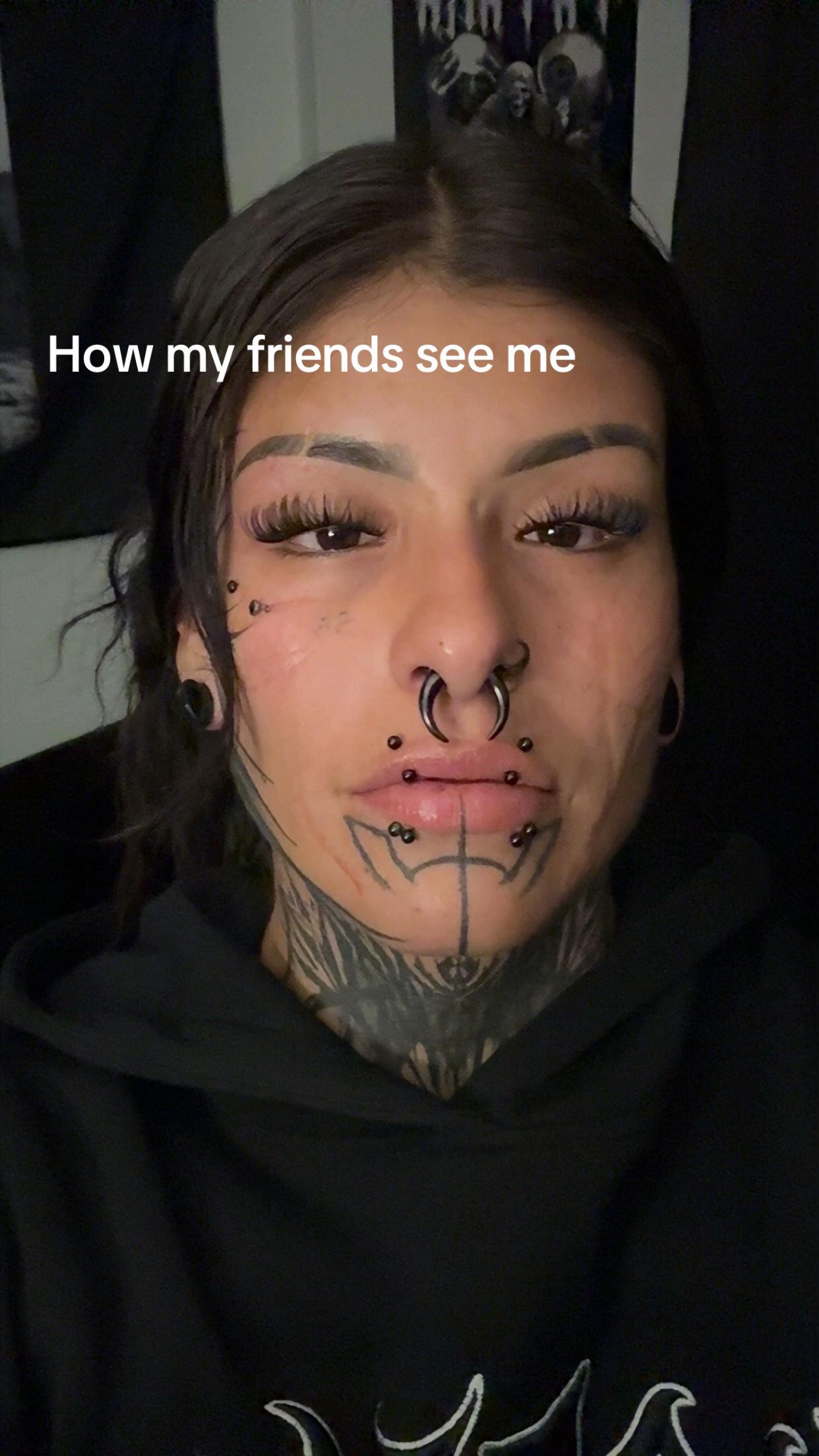 @ᴍʏᴀ ᴍ.