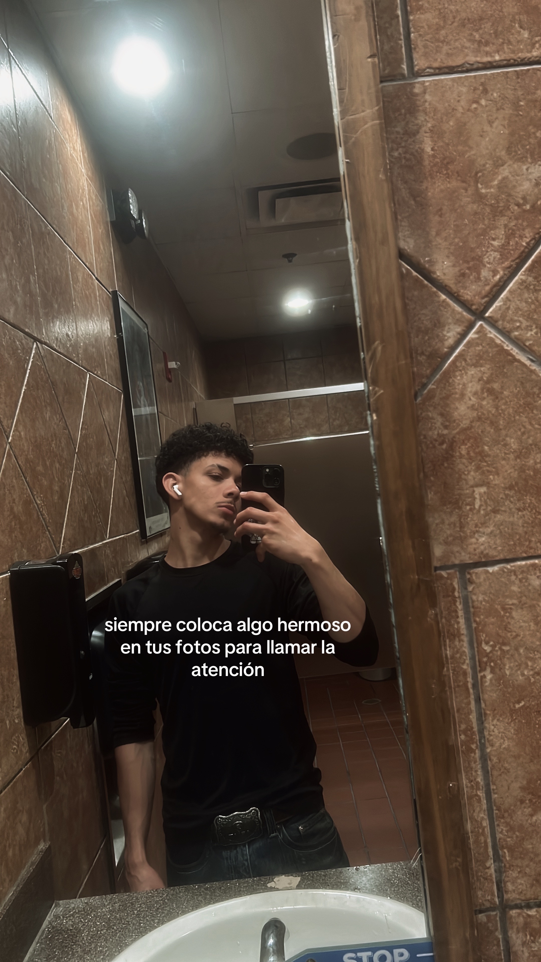 @Hora_cochos🍁