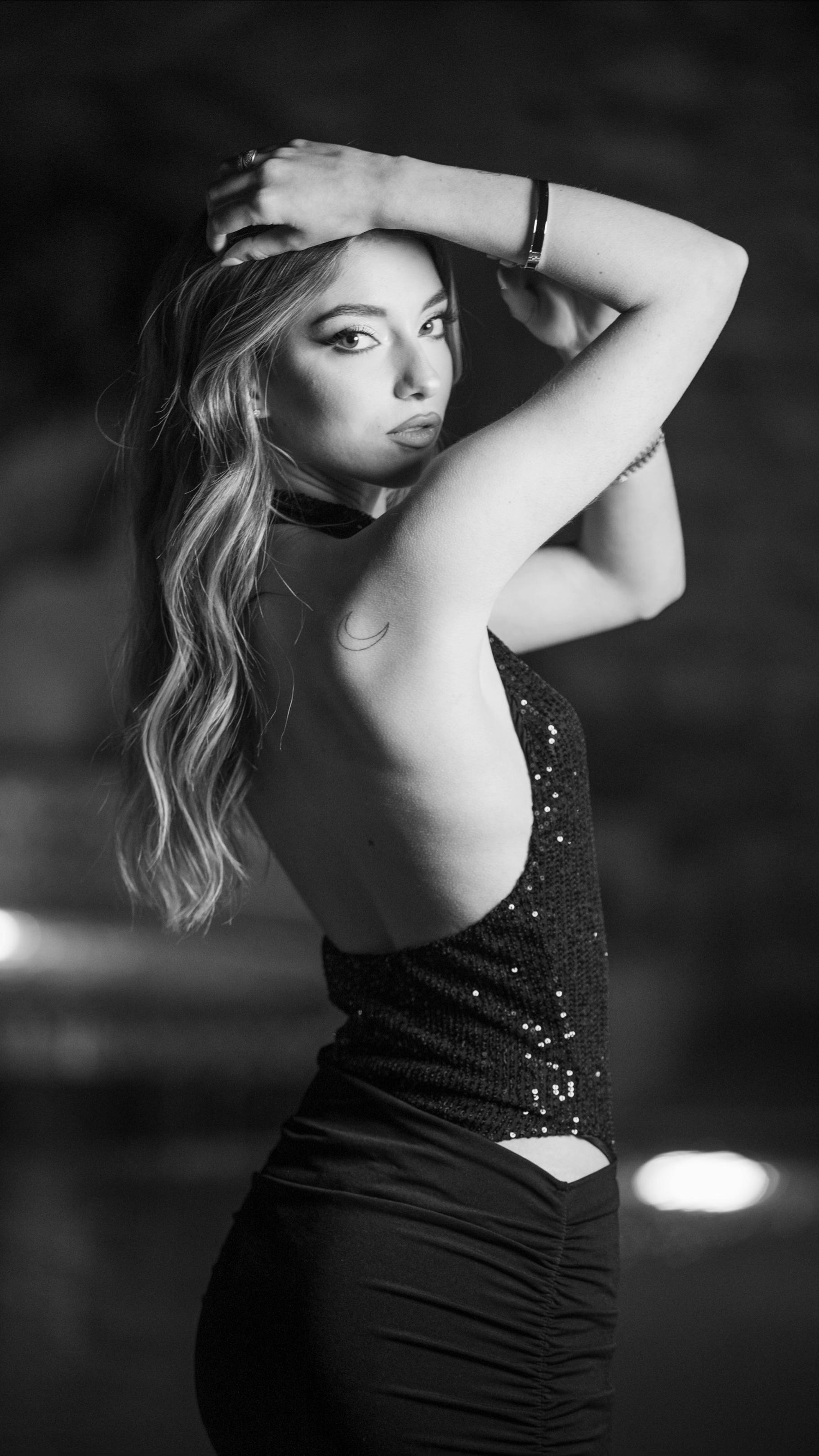 @Giuliana Cassar&aacute;