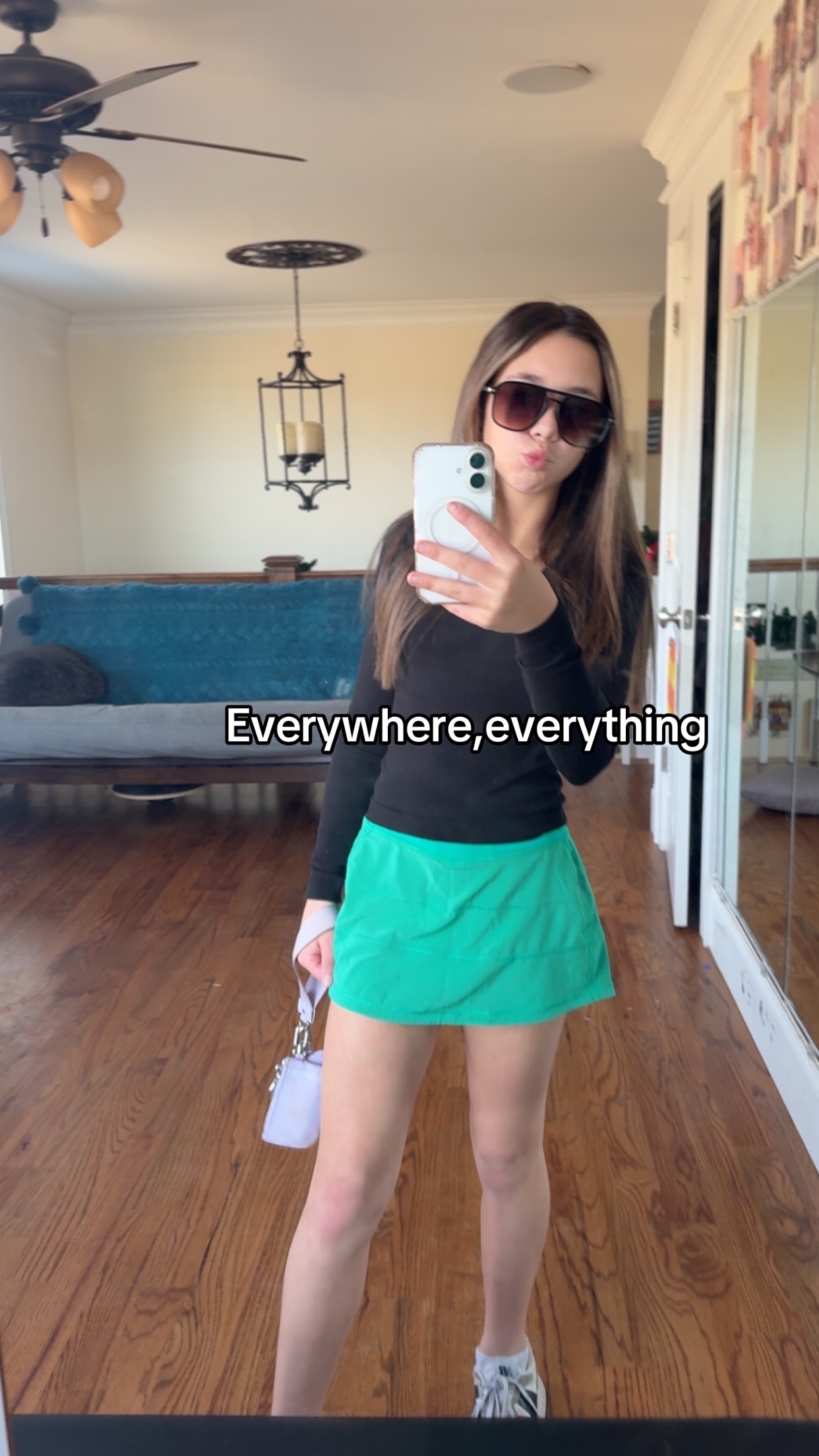 @vadaaa