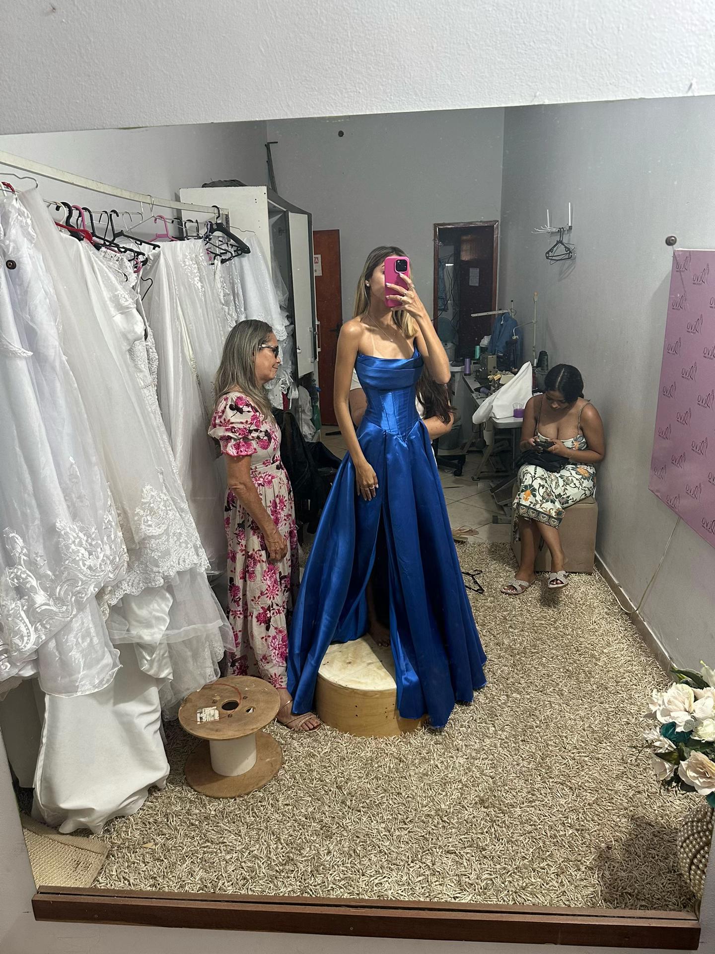 @Heloísa Oliveira