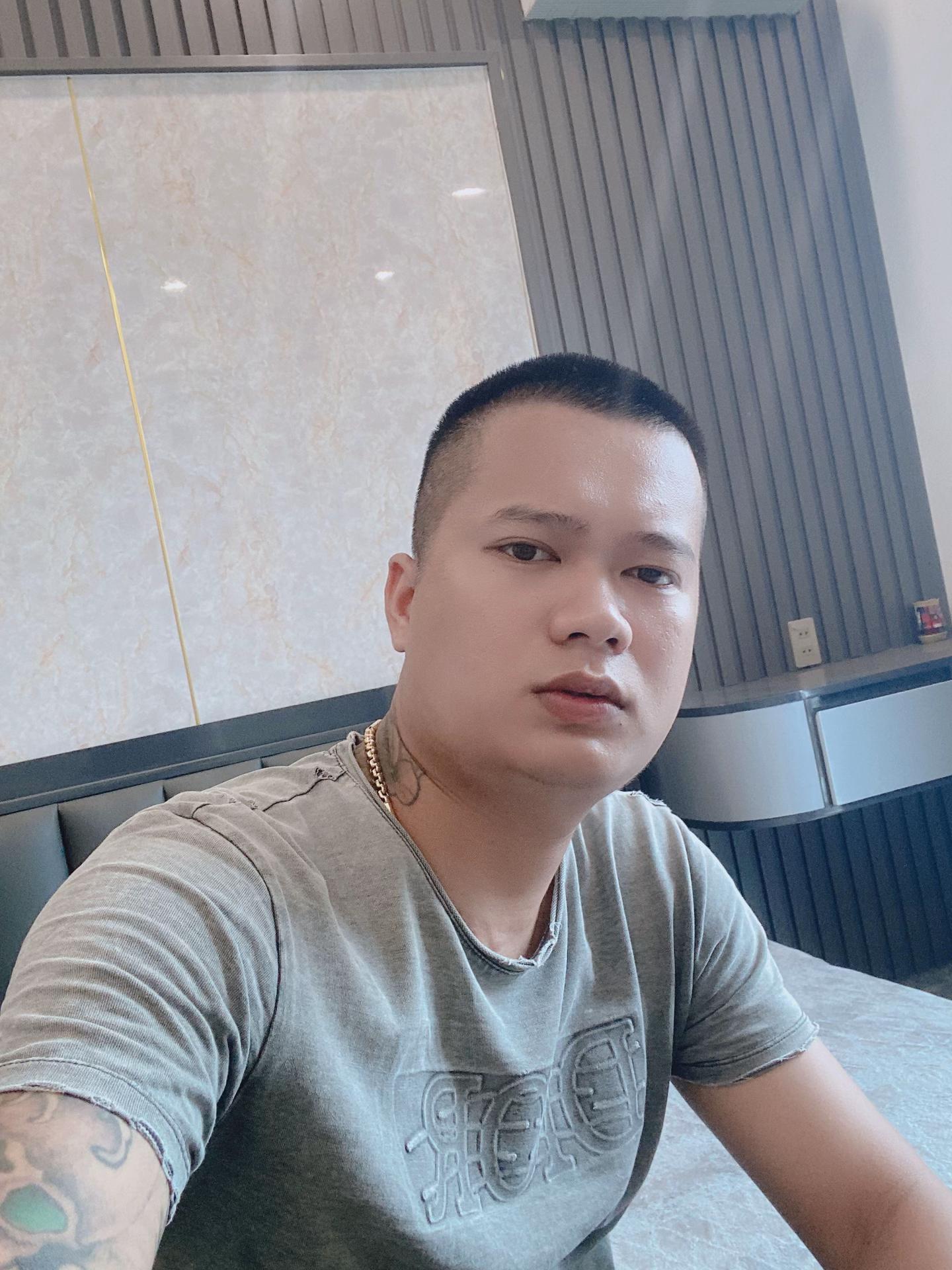 @Long Thươg Cho Thuê Ôtô Tự Lái