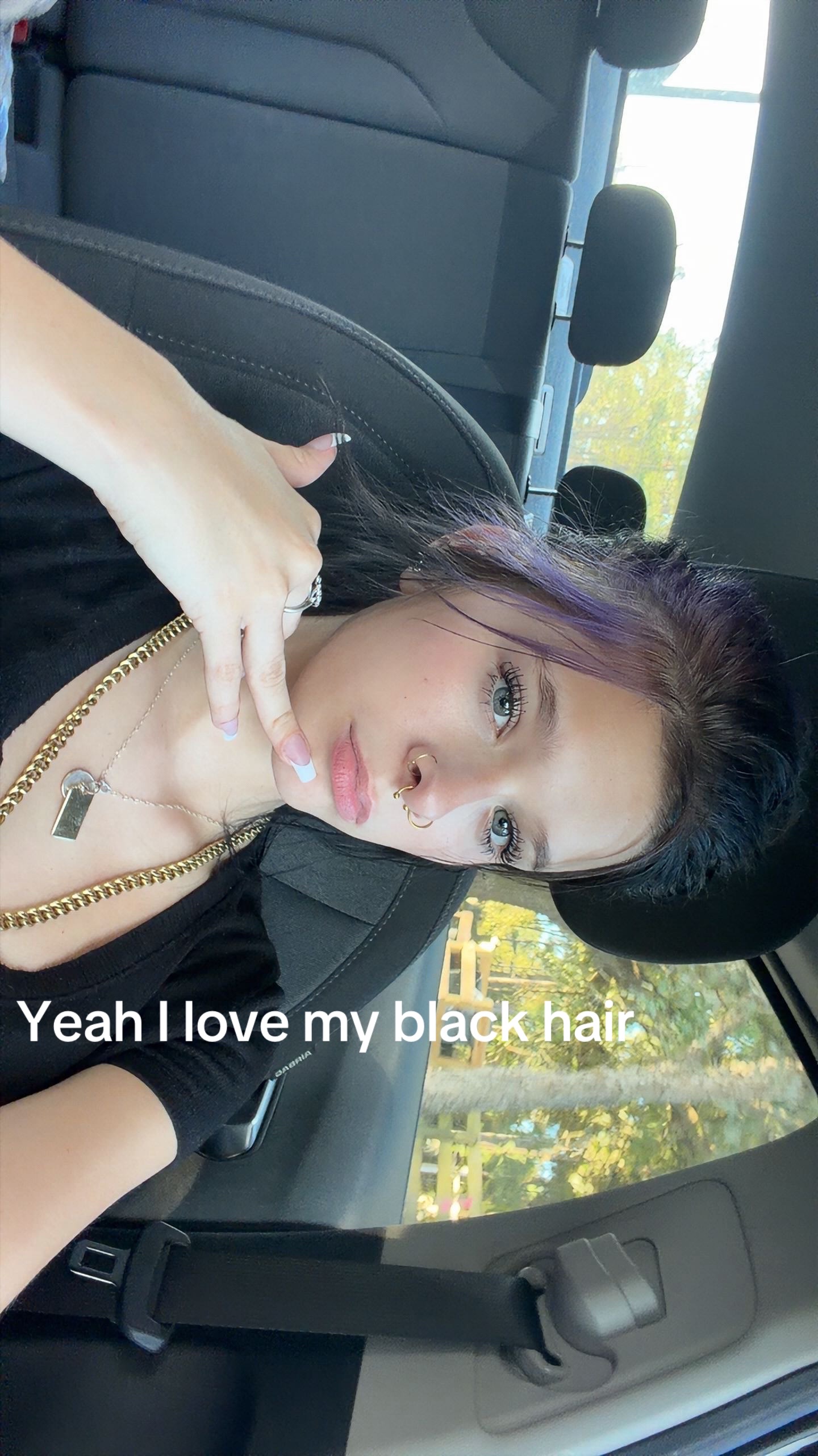 @ℒ✩𝓃𝒹✩𝓃🤍