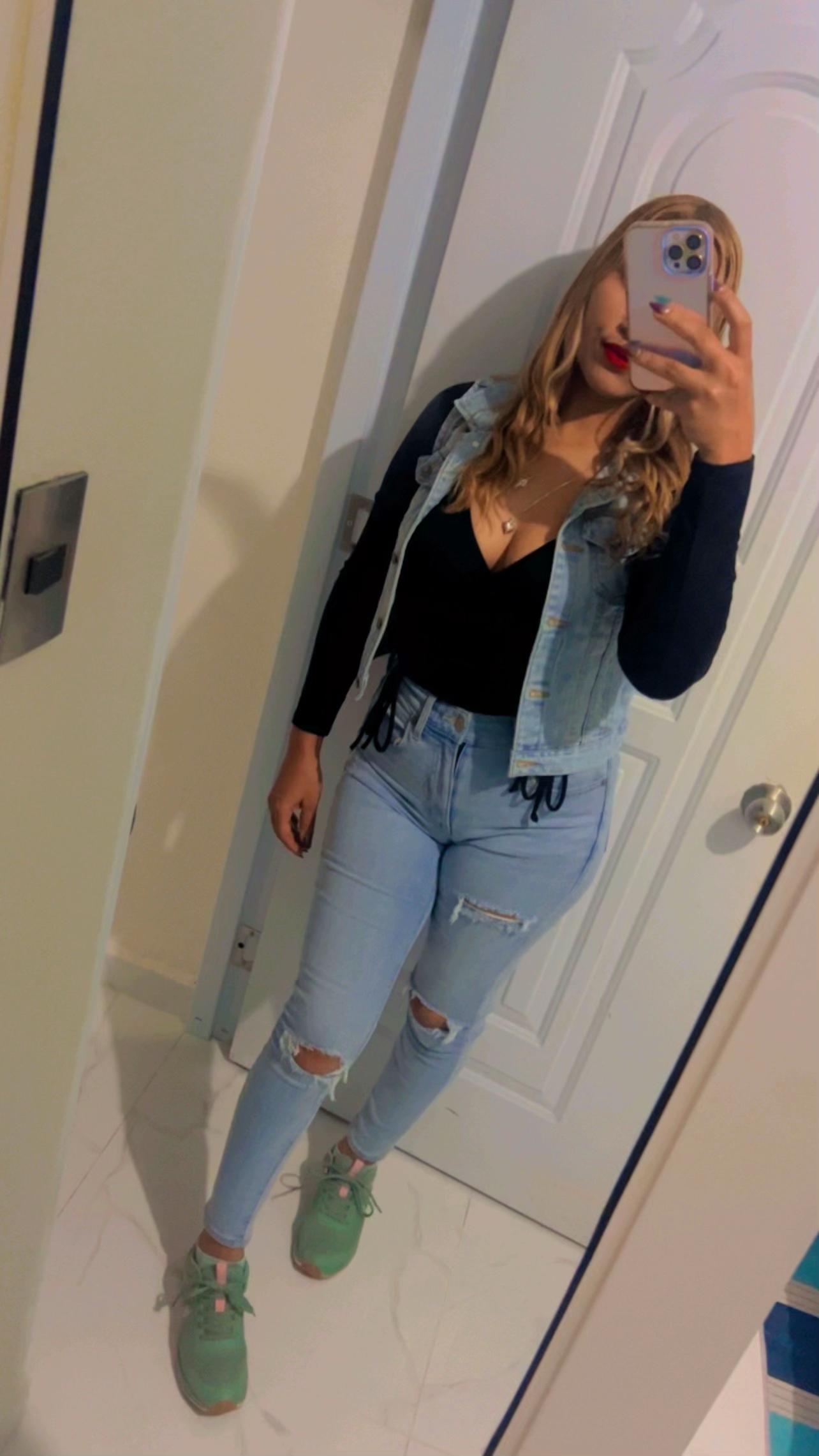 @Dana Soto