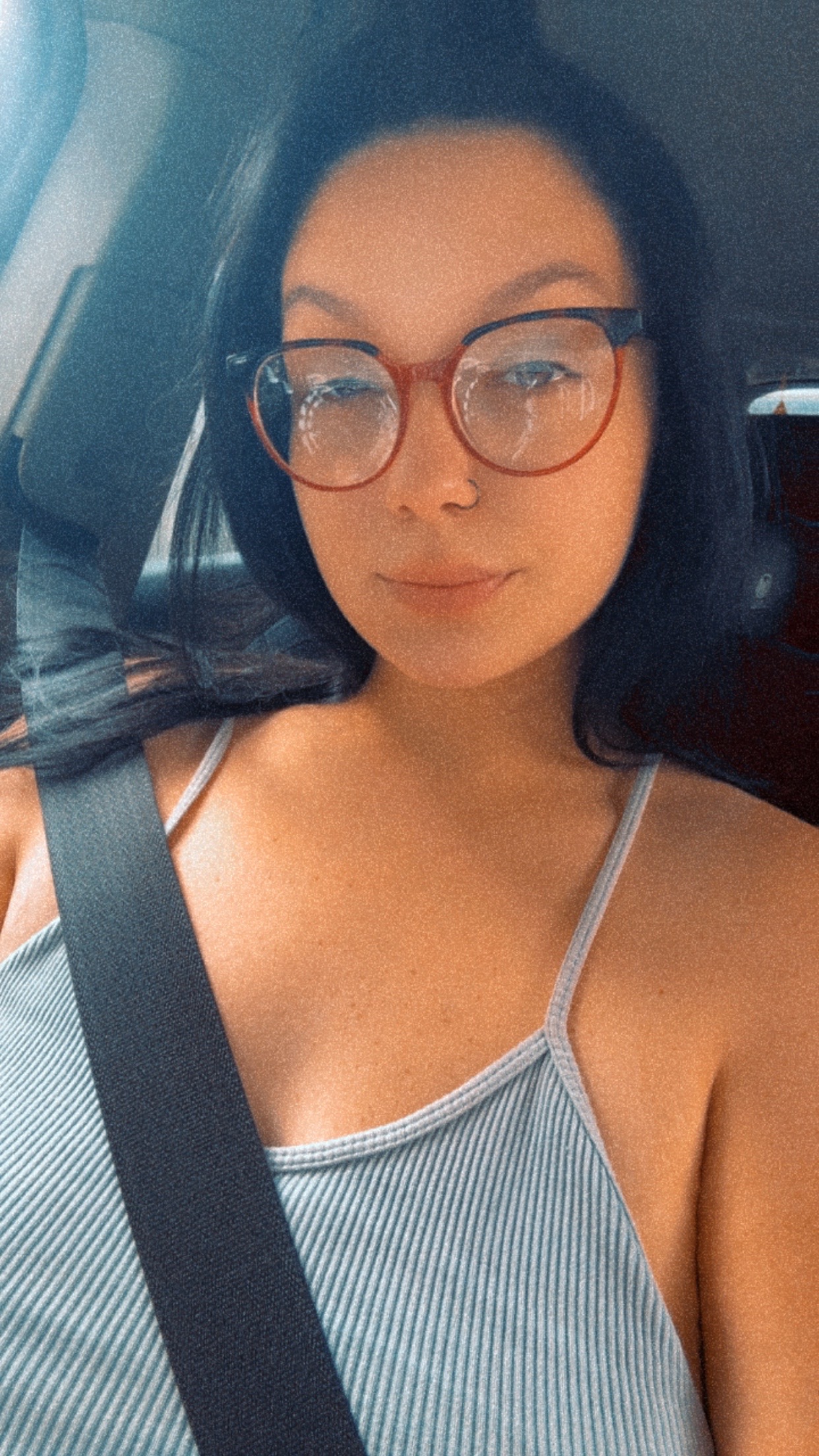 @victoriaraine03