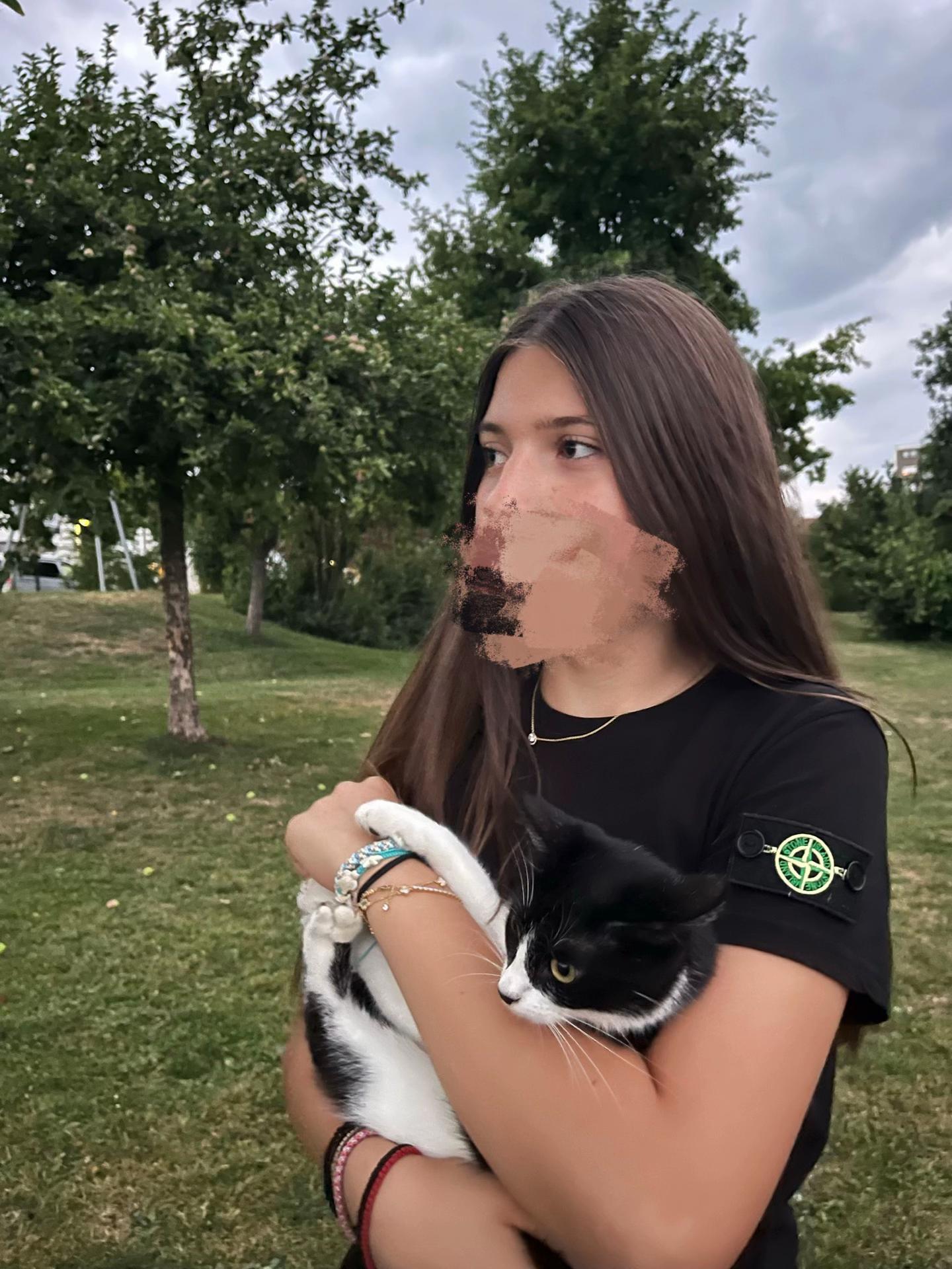 @𝐀𝐧𝐭𝐨𝐧𝐢𝐚&rsquo;🌺