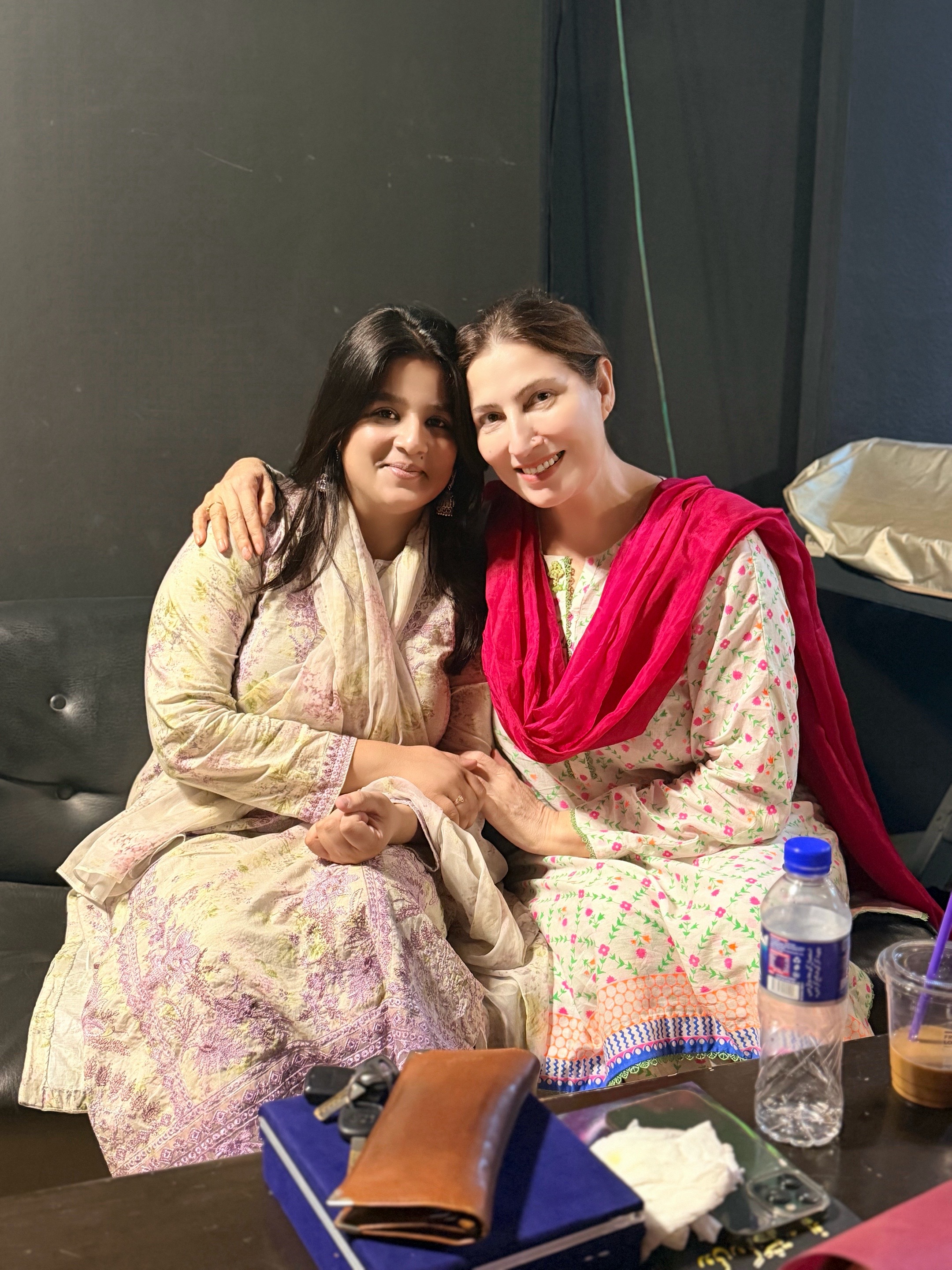 @Tayyba khan