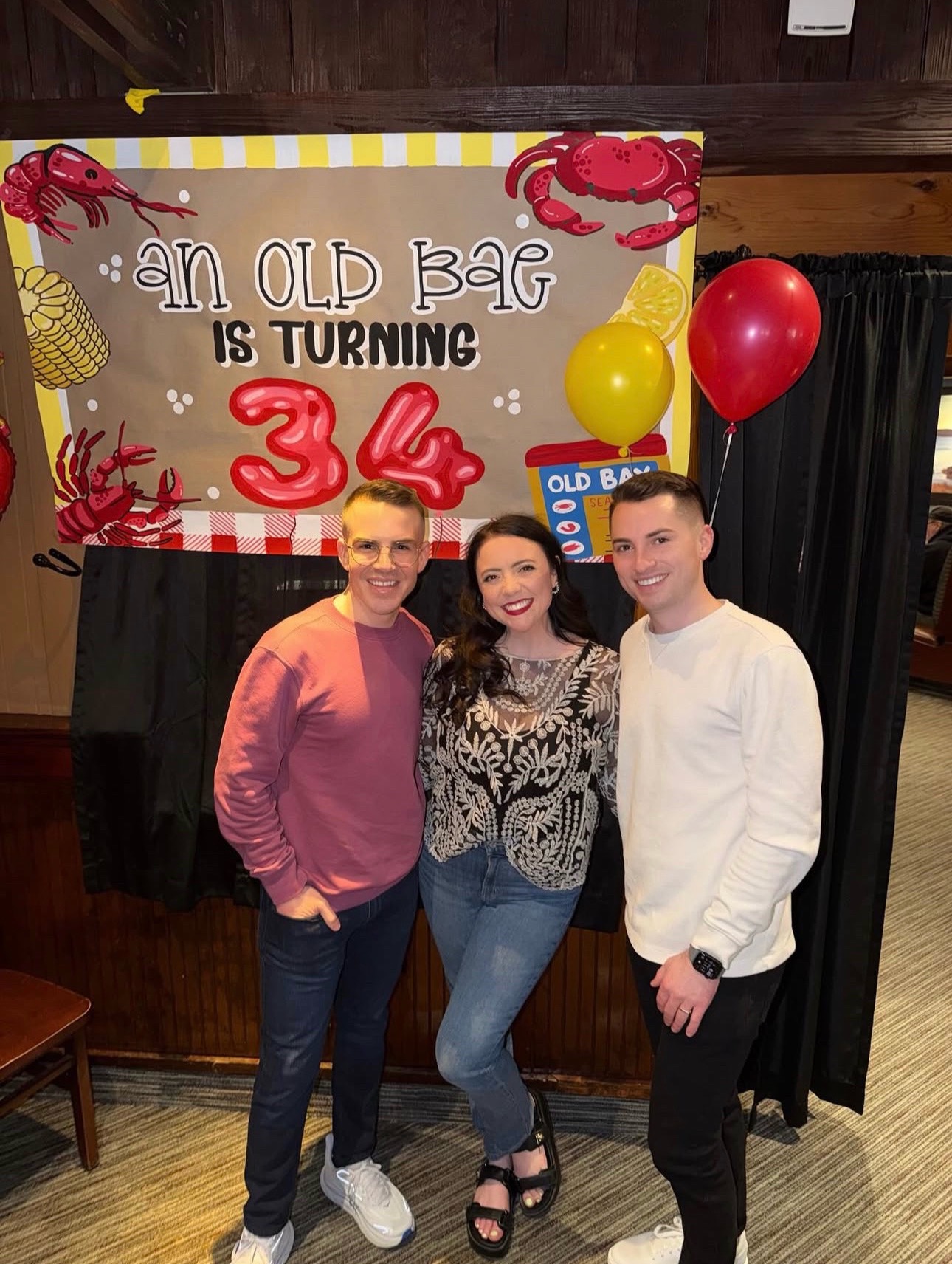 @Lindsey | Banner Artist & Mom